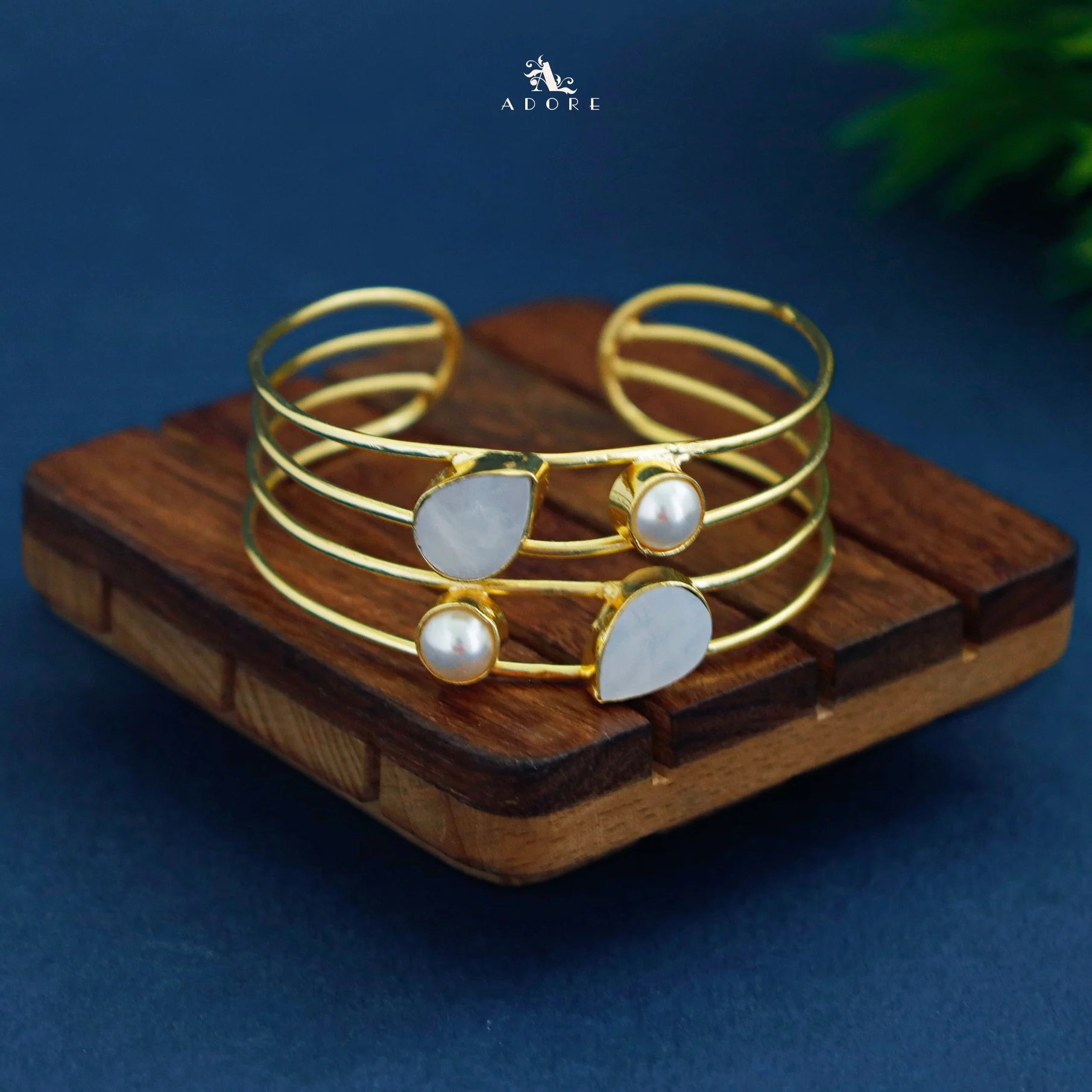 Samara Golden 4 Layer Glossy Drop Bangle - Image 6