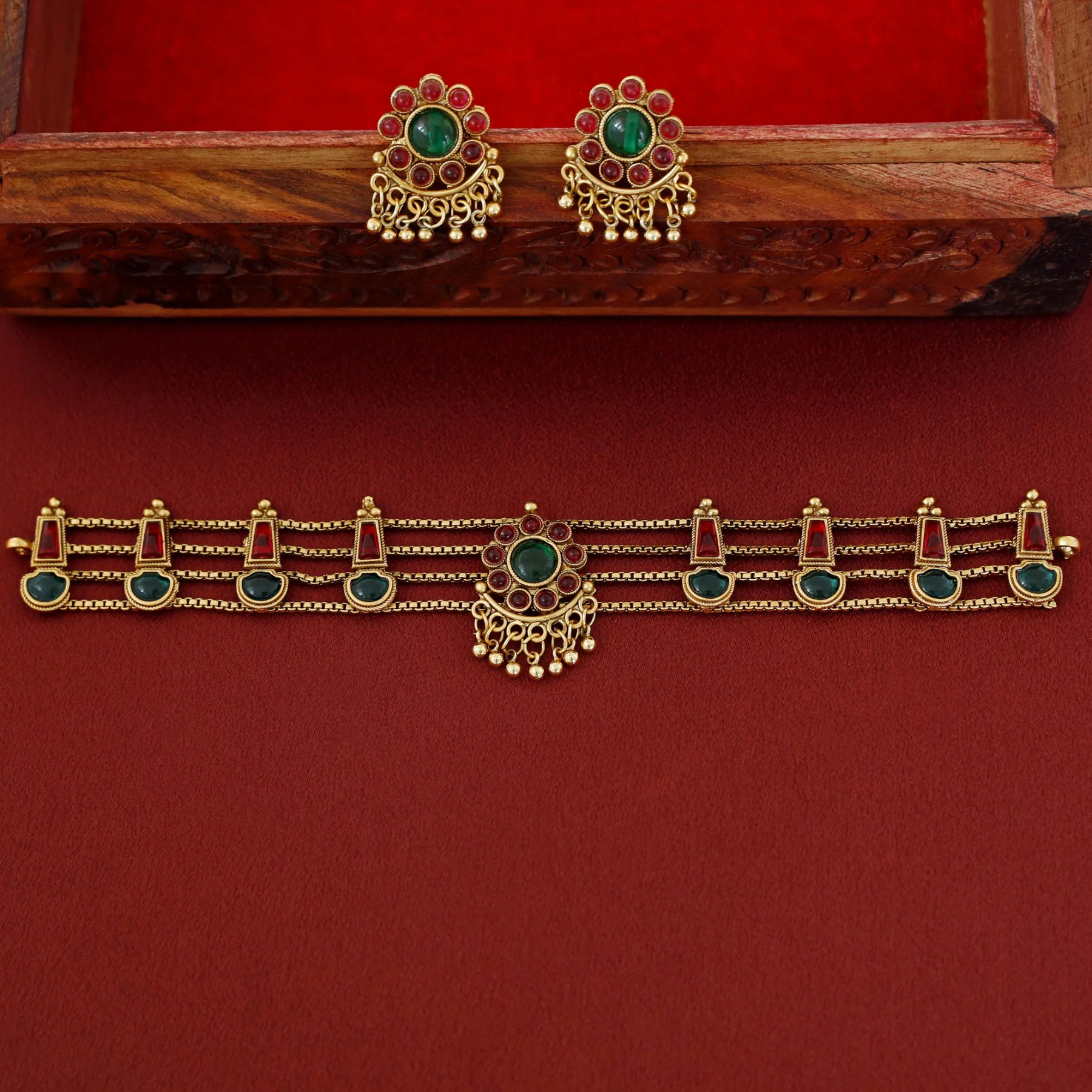 Samudra 4 Layer Parampara Choker With Earring - Image 6