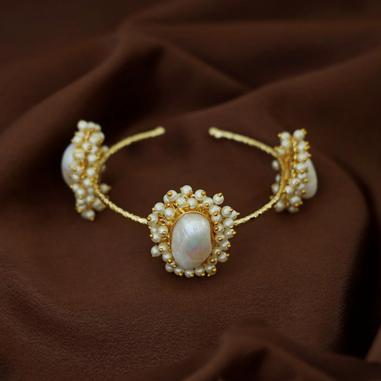 Sana 3 Baroque Cluster Pearl Bangle - Image 3