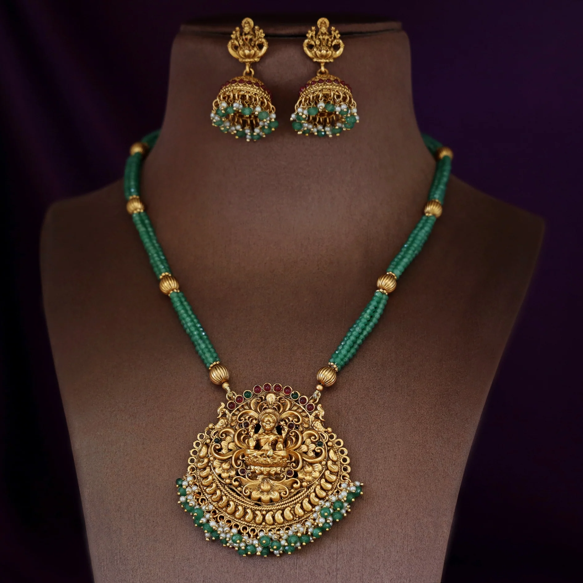 Saraswati Devi Haram Layered Neckpiece With Earring - Image 3