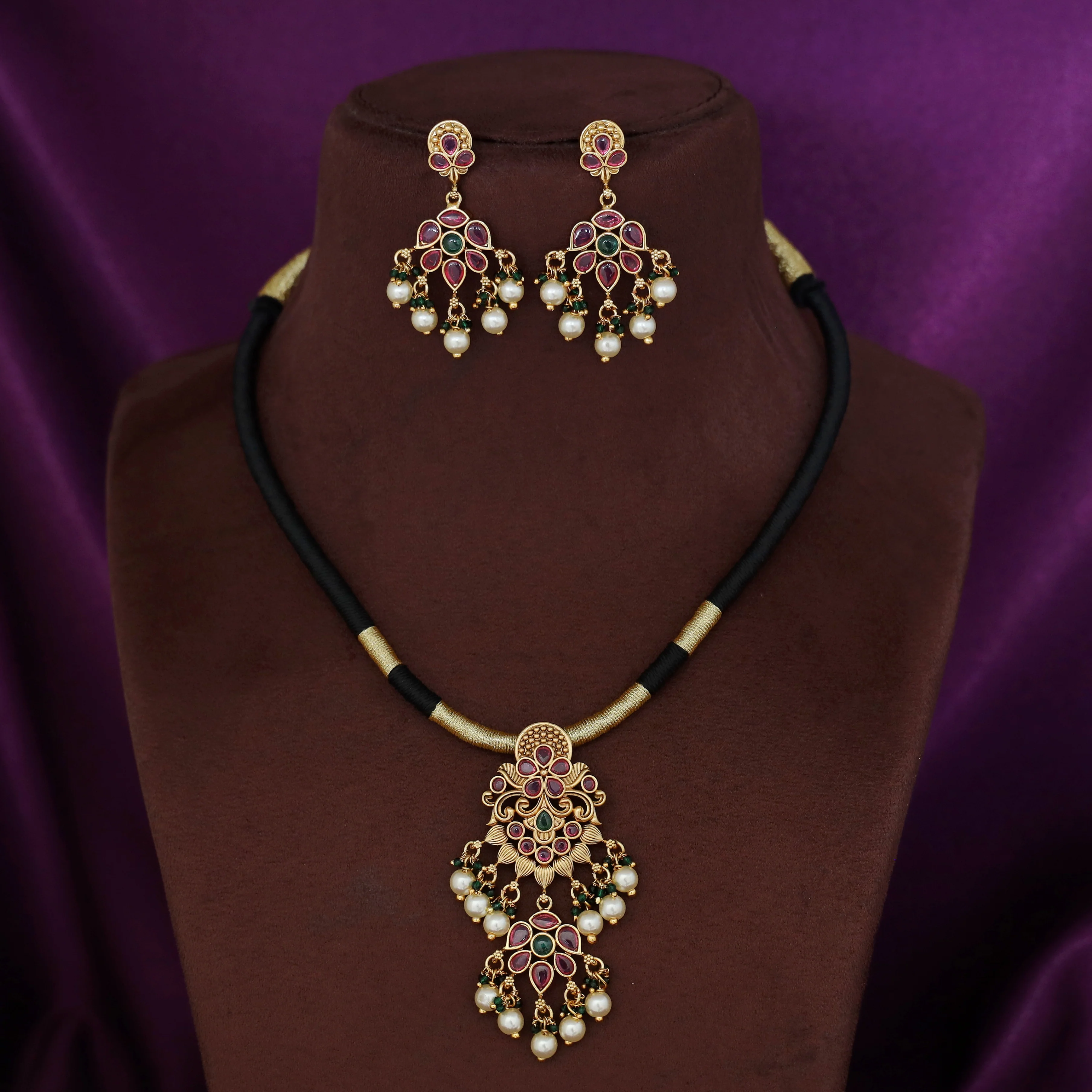 Sarvastra Thread Flower Pearl Pendant Neckpiece With Earring - Image 2