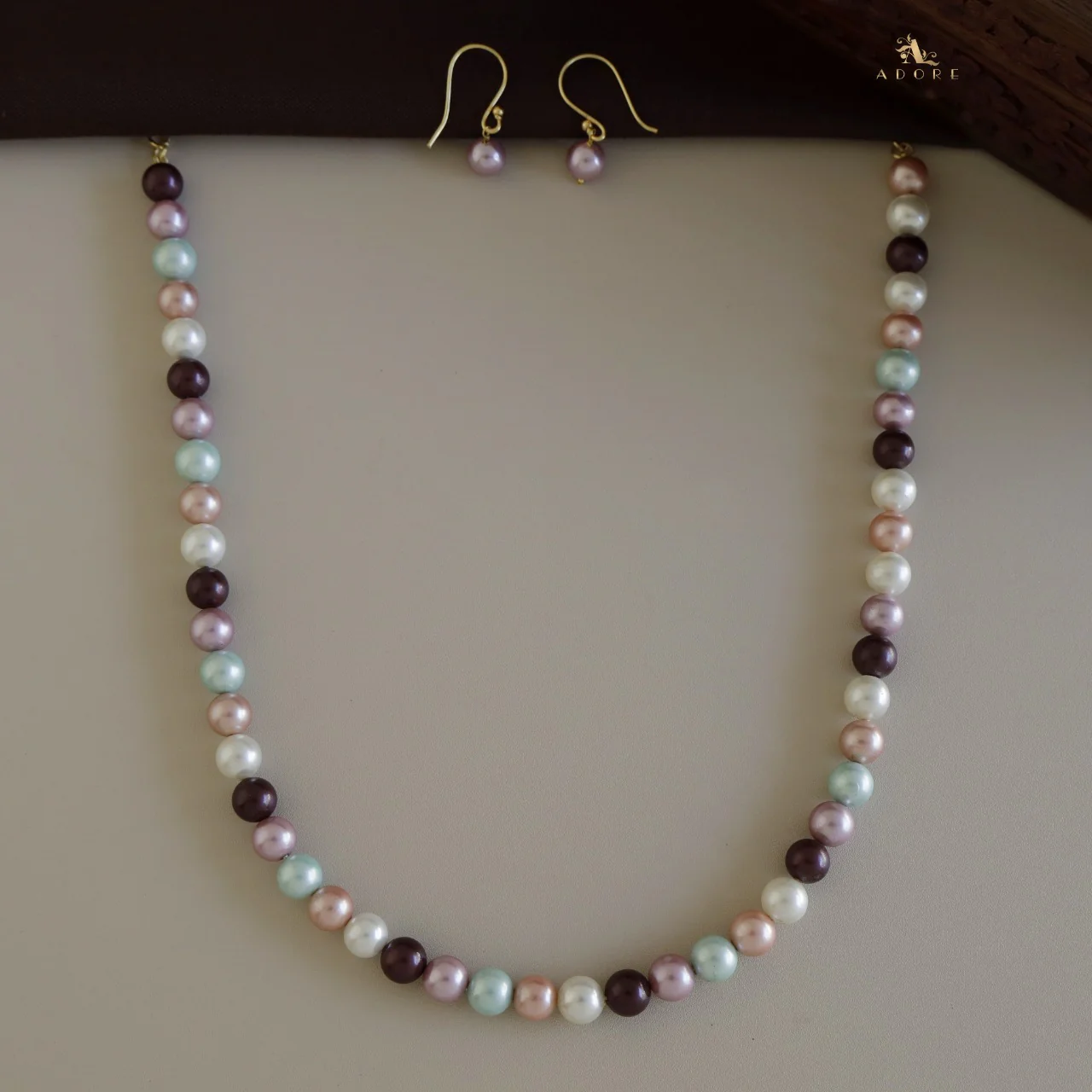Savannah Pearl Neckpiece With Drop - Image 14