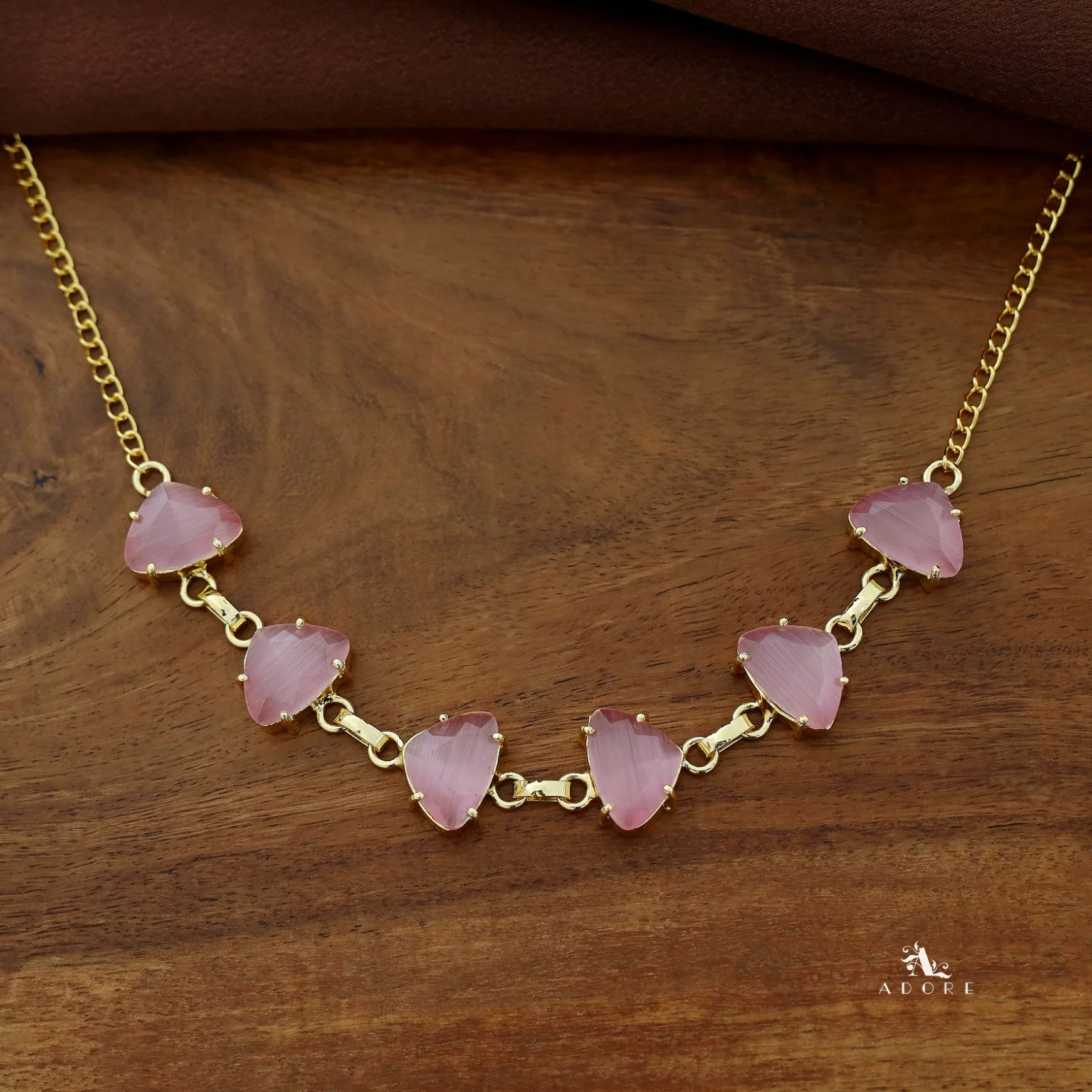 Ina Curvy Triangle Glossy Stone Short Neckpiece - Image 3
