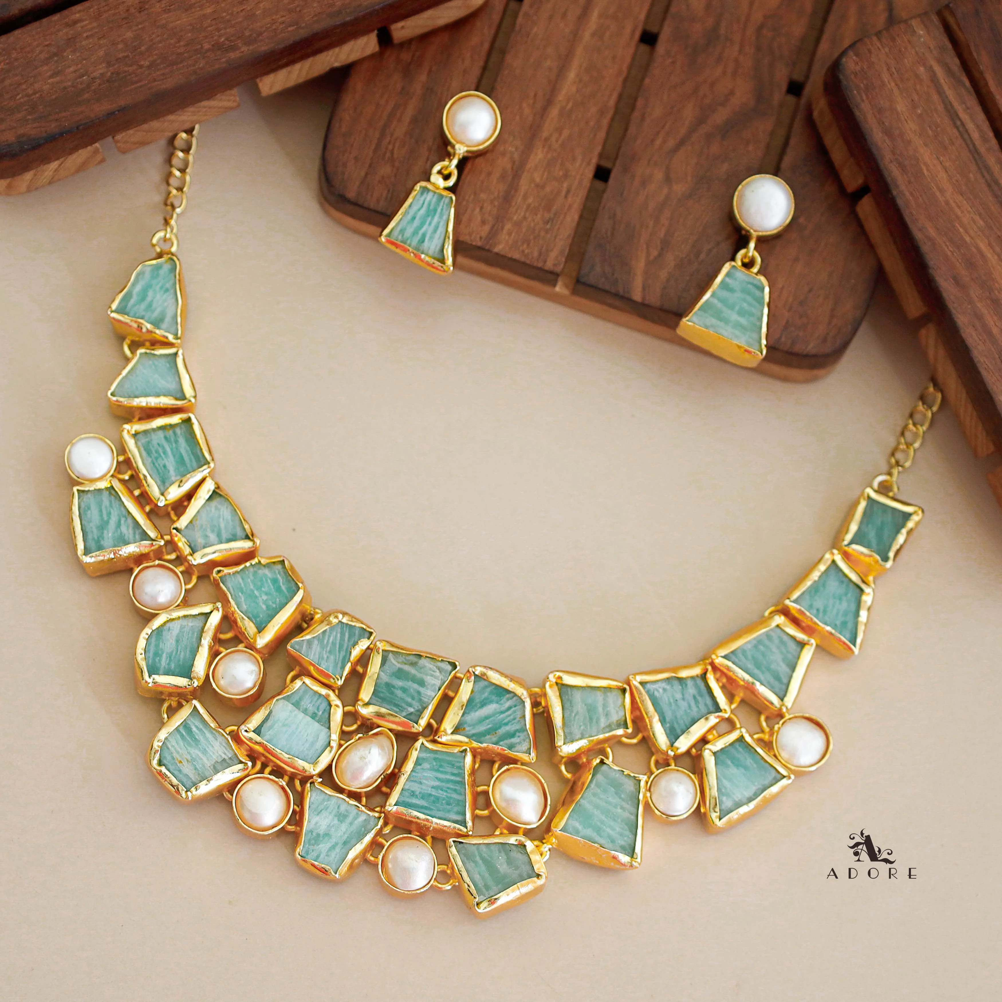 Scarlett Raw Stone + Pearl Neckpiece With Earring - Image 12