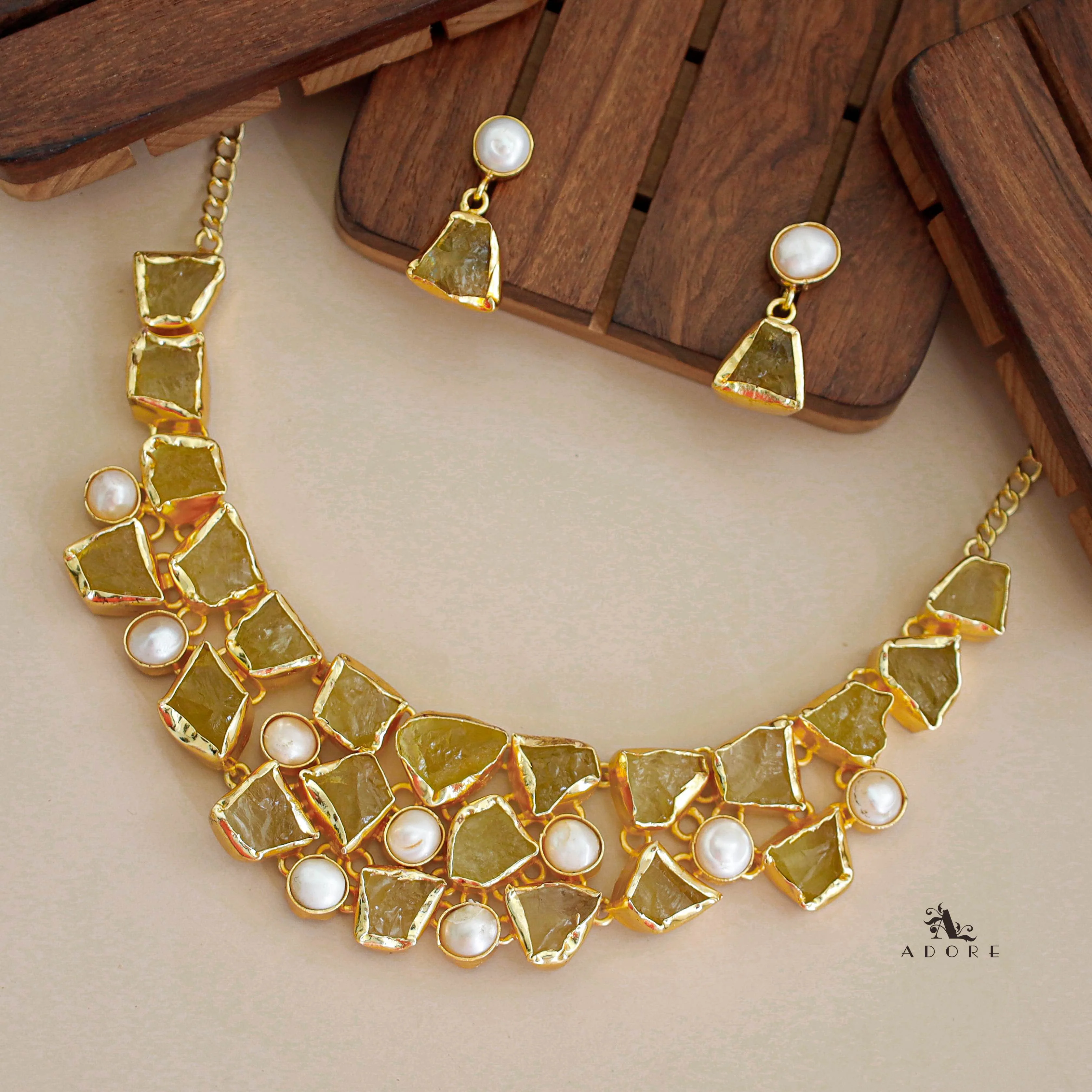 Scarlett Raw Stone + Pearl Neckpiece With Earring - Image 14
