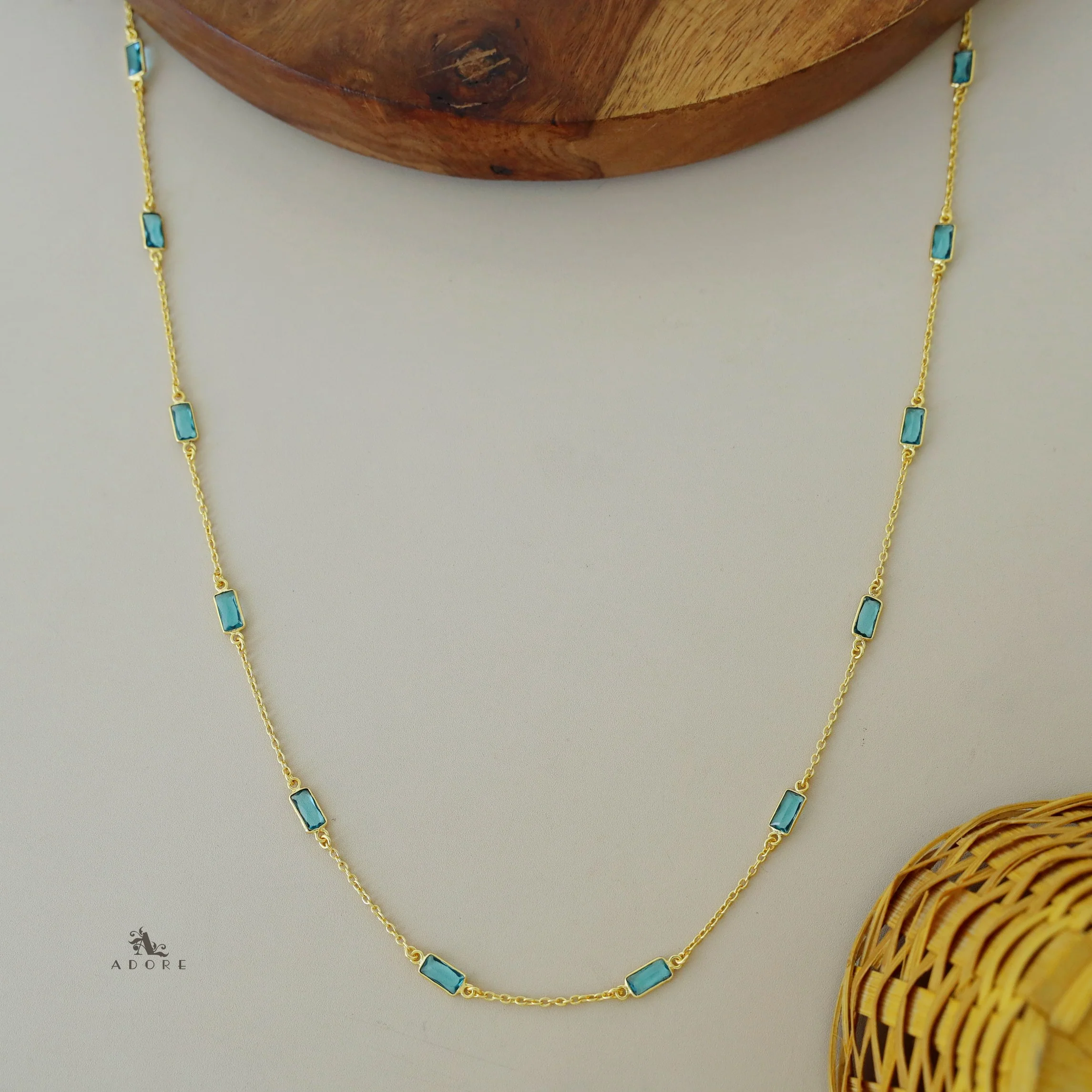 Sera Mini Rectangle Glossy Neckpiece - Image 4