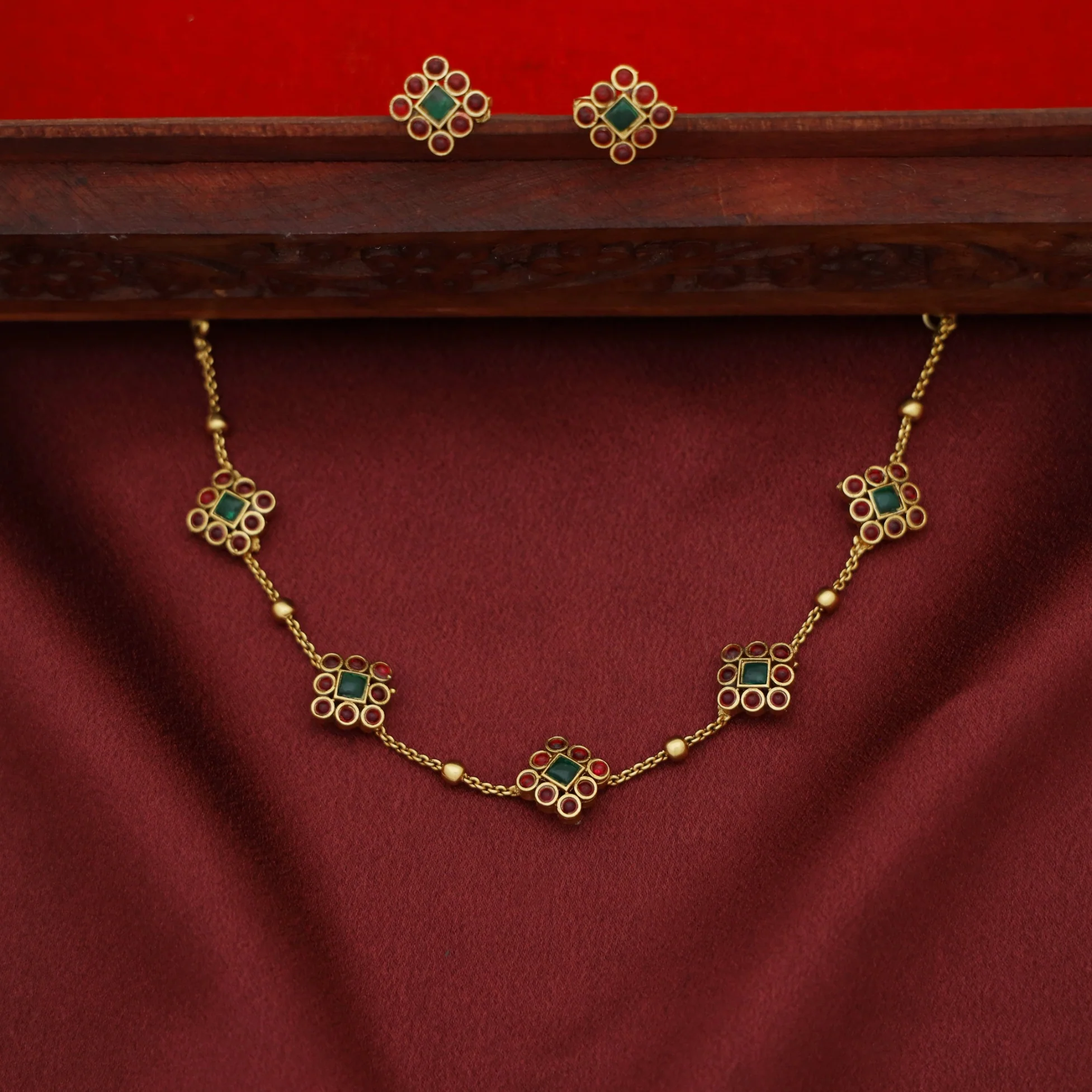 Shakti Diamond Golden Ball Choker With Stud - Image 5