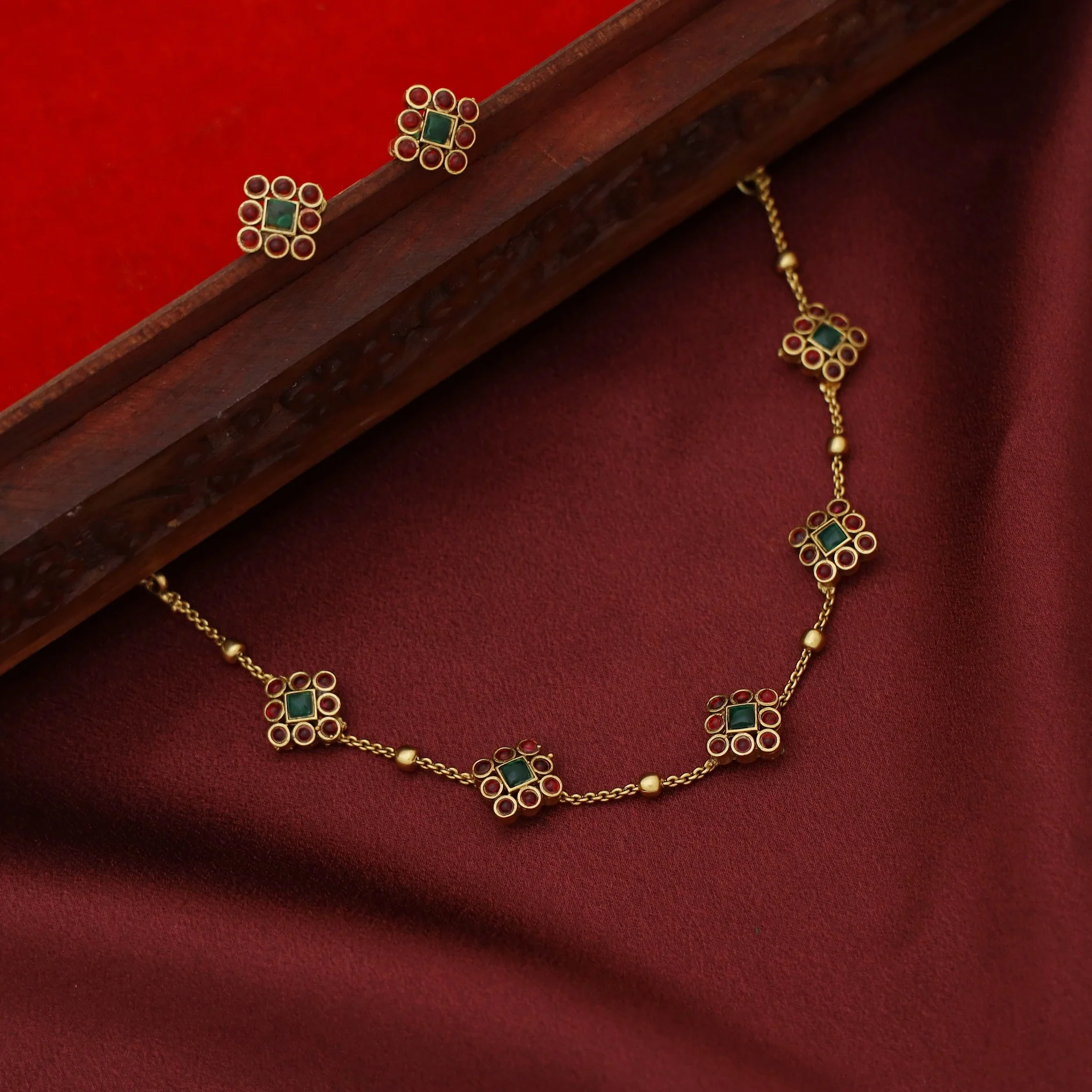 Shakti Diamond Golden Ball Choker With Stud - Image 6