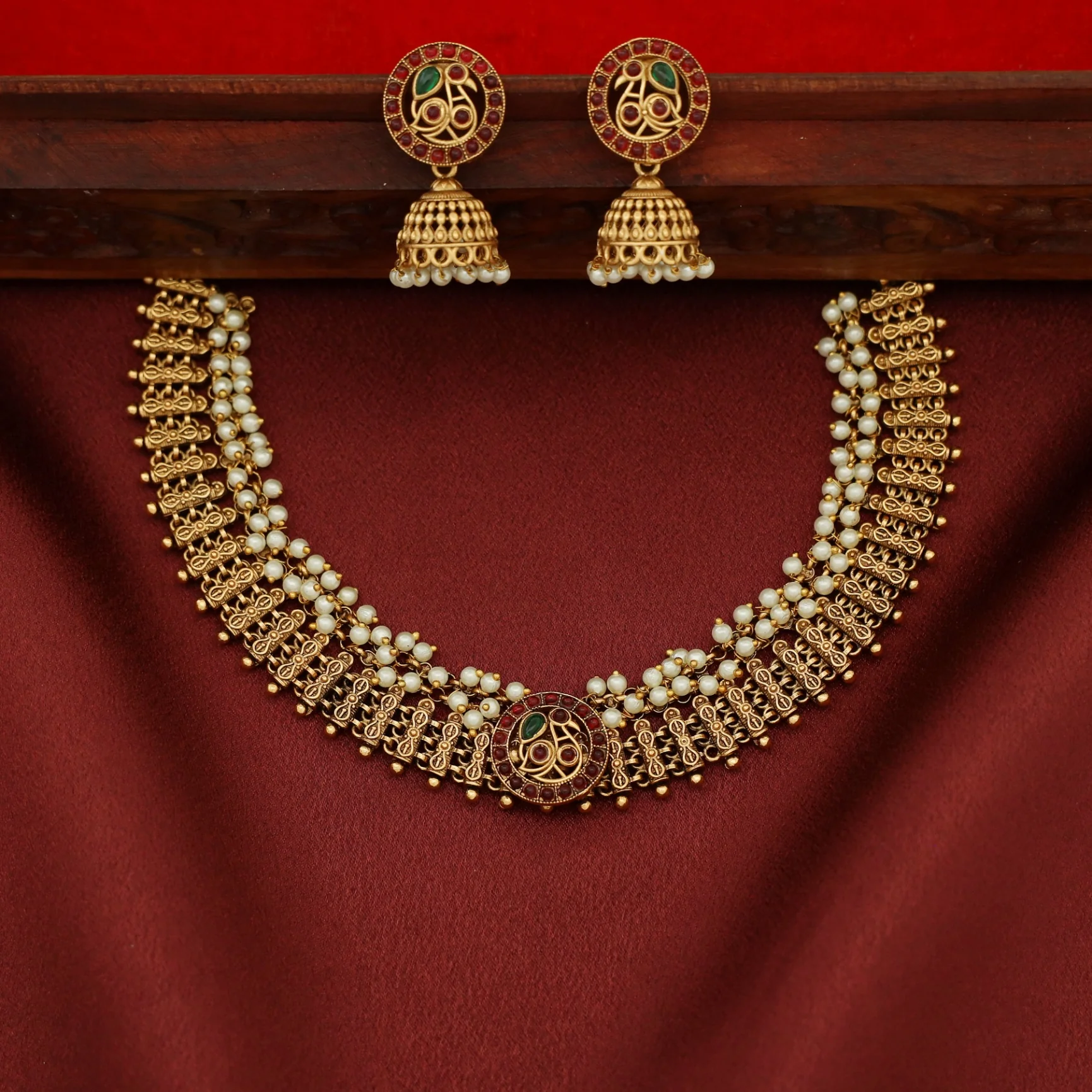 Shanavi Golden Mayura Pearl Short Neckpiece with Earring - Image 3