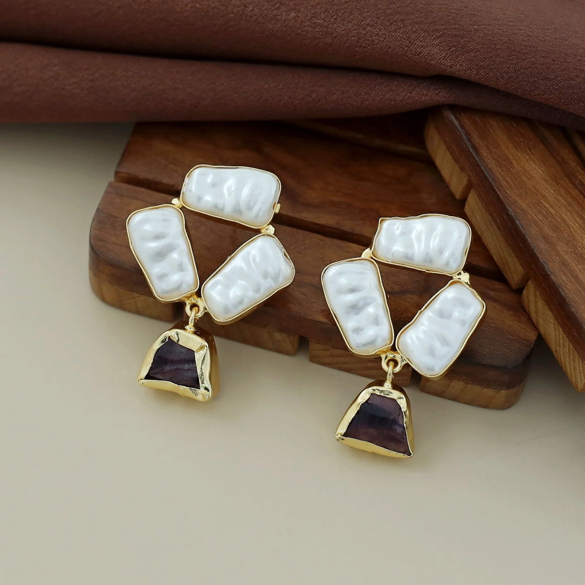 Shanaya Raw Stone + Baroque Earring - Image 10