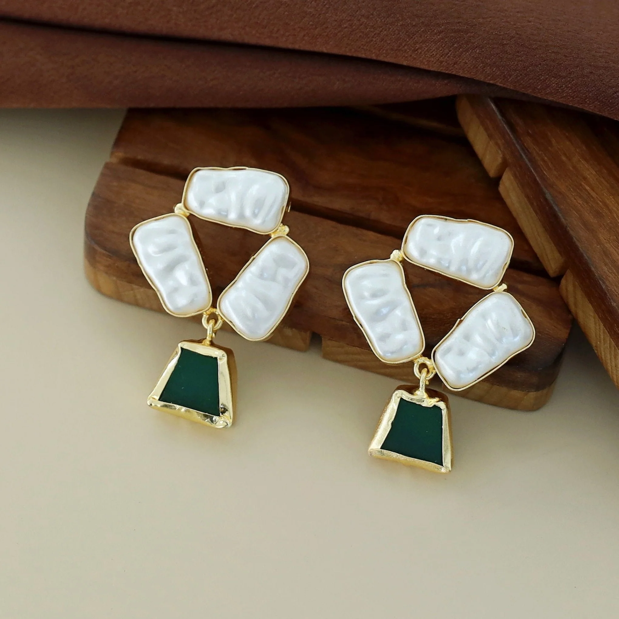 Shanaya Raw Stone + Baroque Earring - Image 3