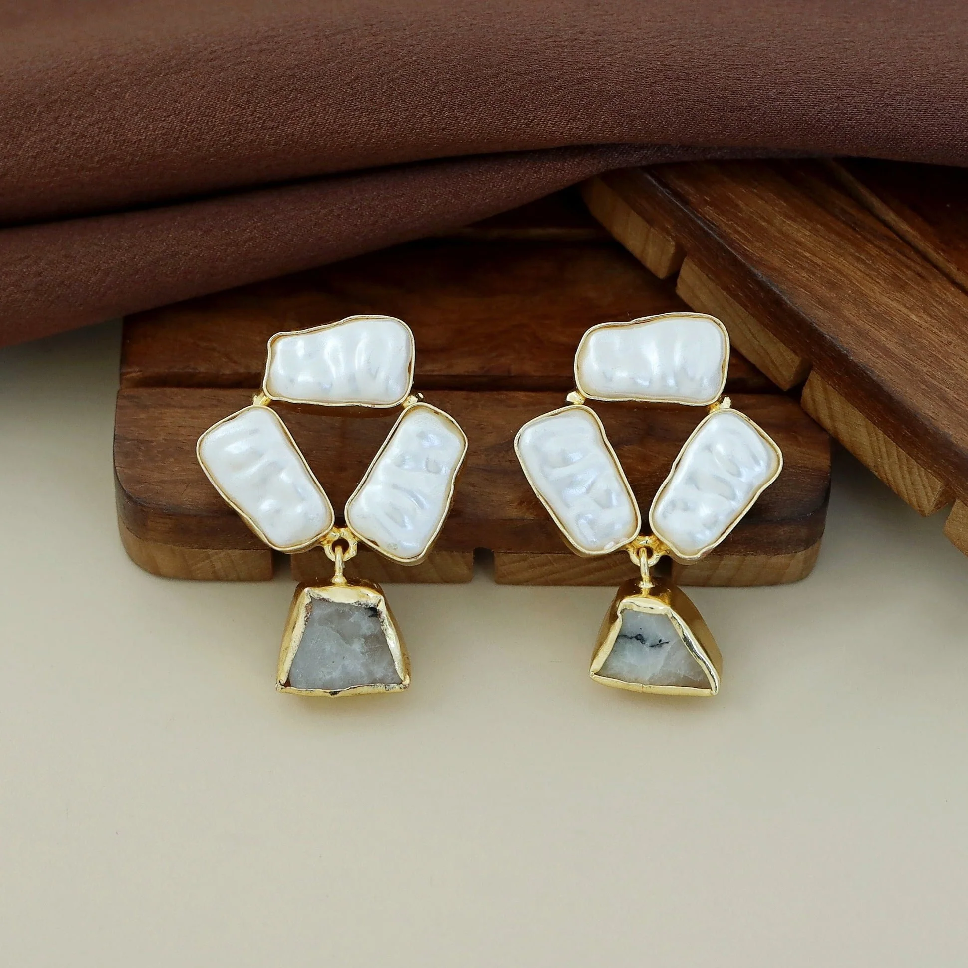 Shanaya Raw Stone + Baroque Earring - Image 7