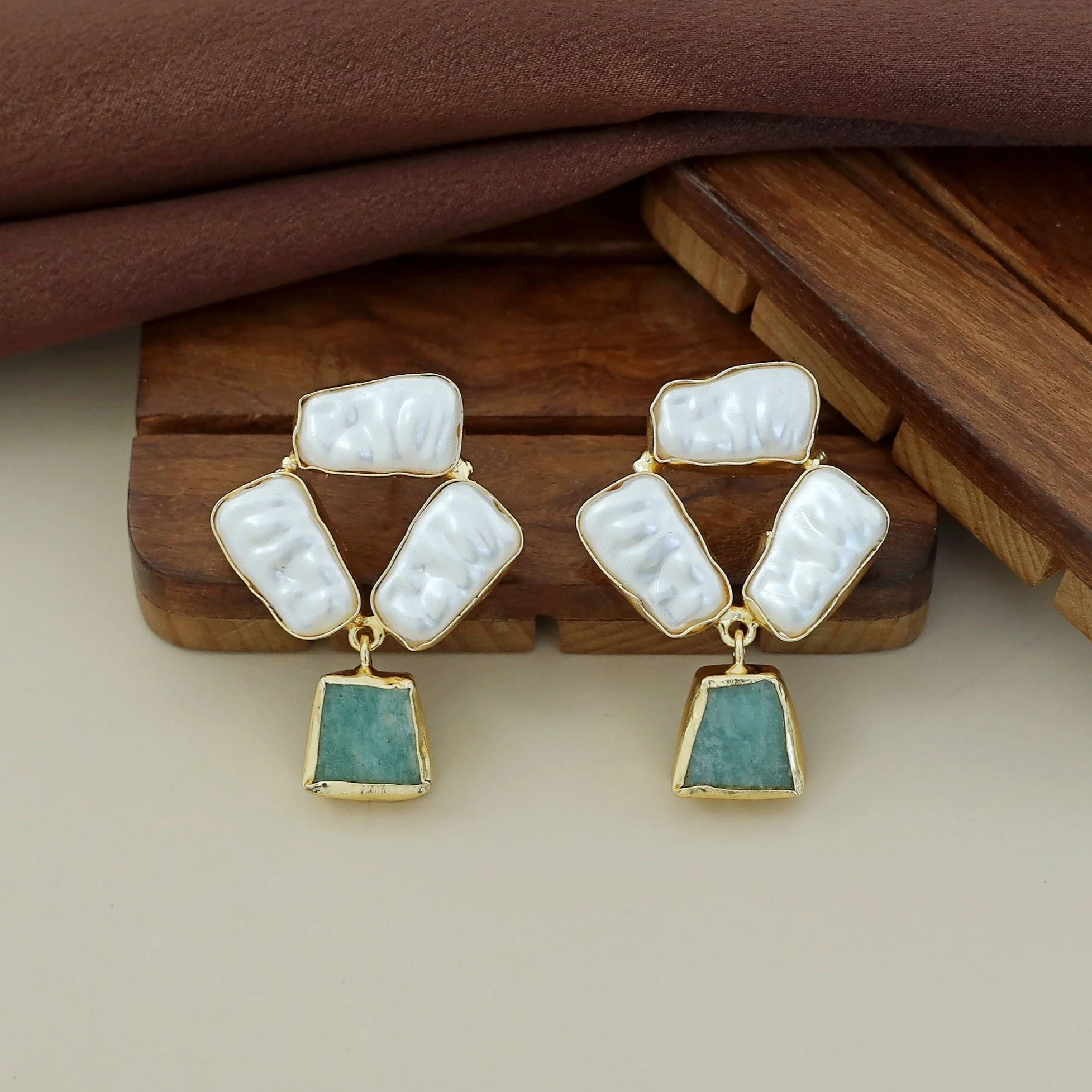 Shanaya Raw Stone + Baroque Earring - Image 9