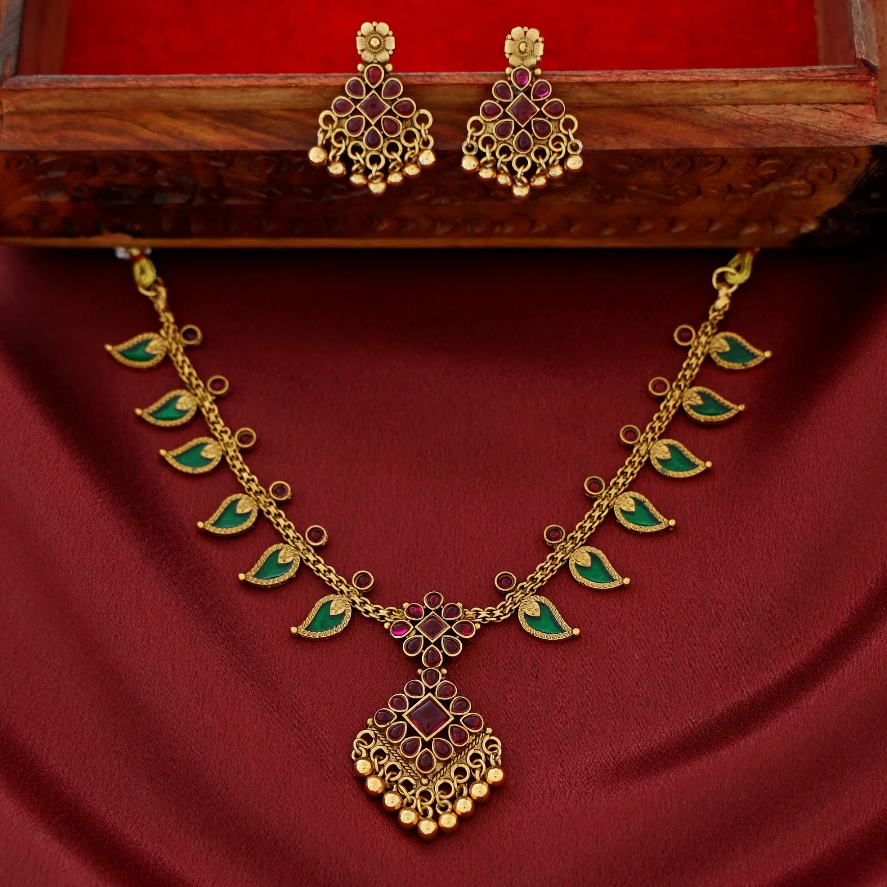 Sharini Mango Floral Golden Ball Neckpiece With Earring - Image 4