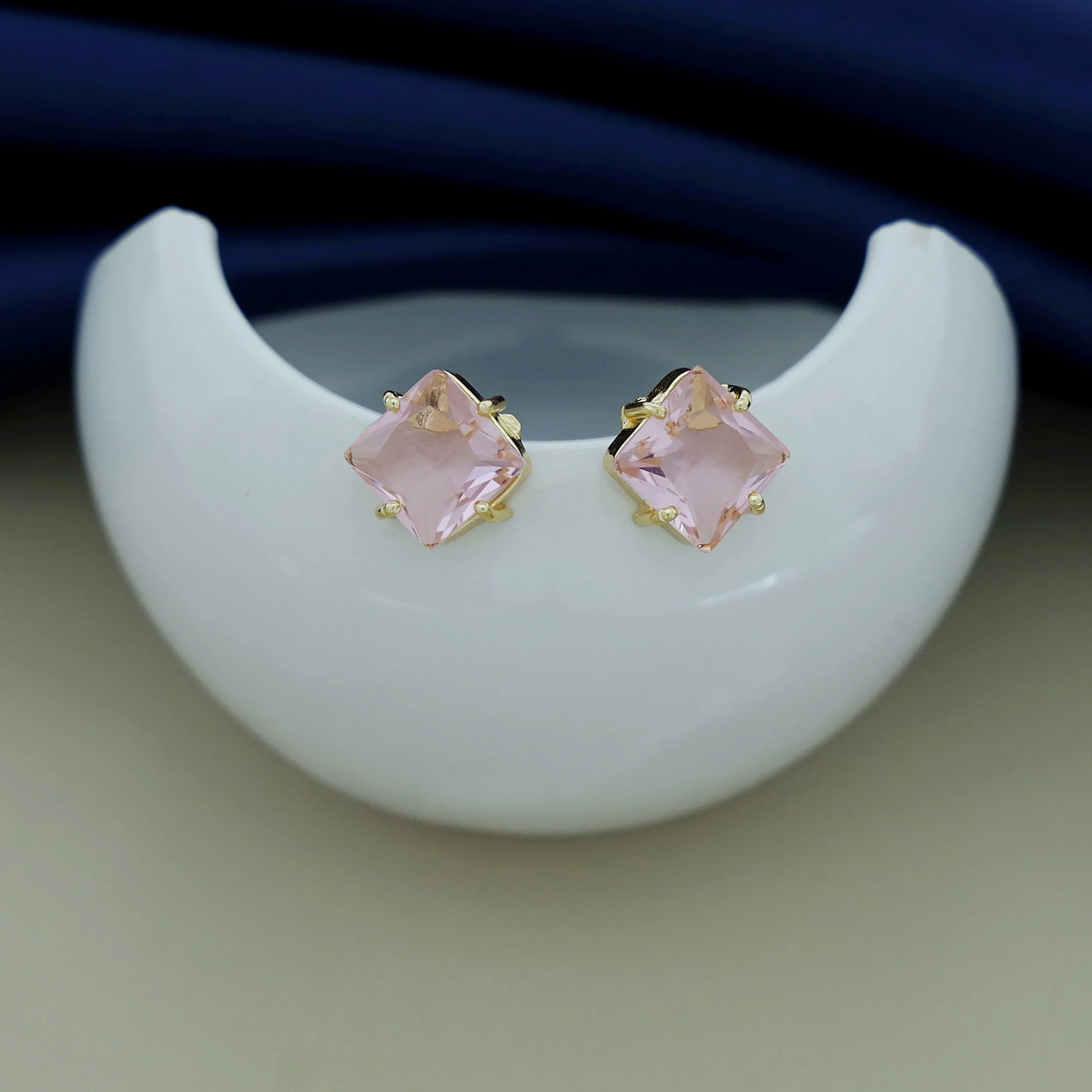 Shibani Diamond Glossy Stud - Image 12