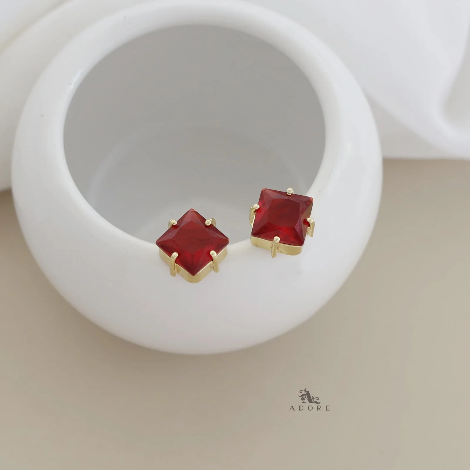 Shibani Diamond Glossy Stud - Image 2