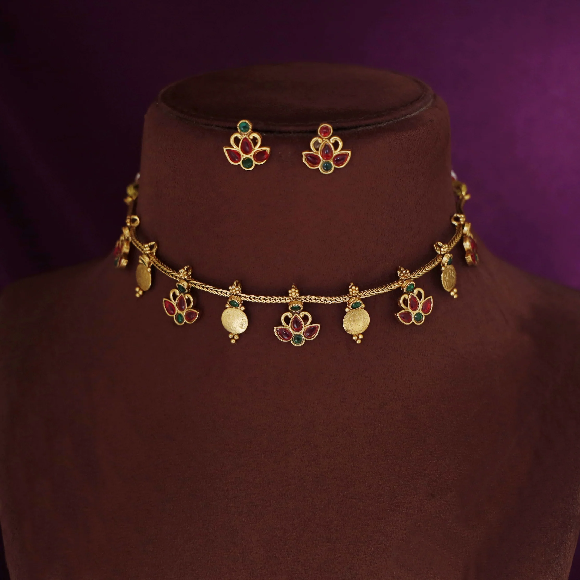 Shivanya Kashi Tri Petal Short Neckpiece with Earring - Image 6