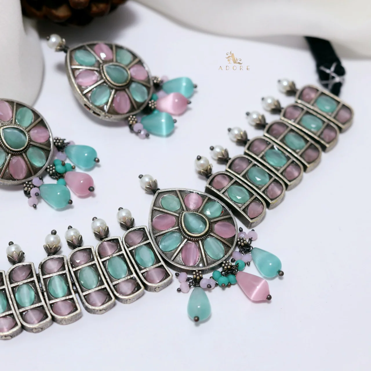Shubhagni Choker With Earring - Image 5