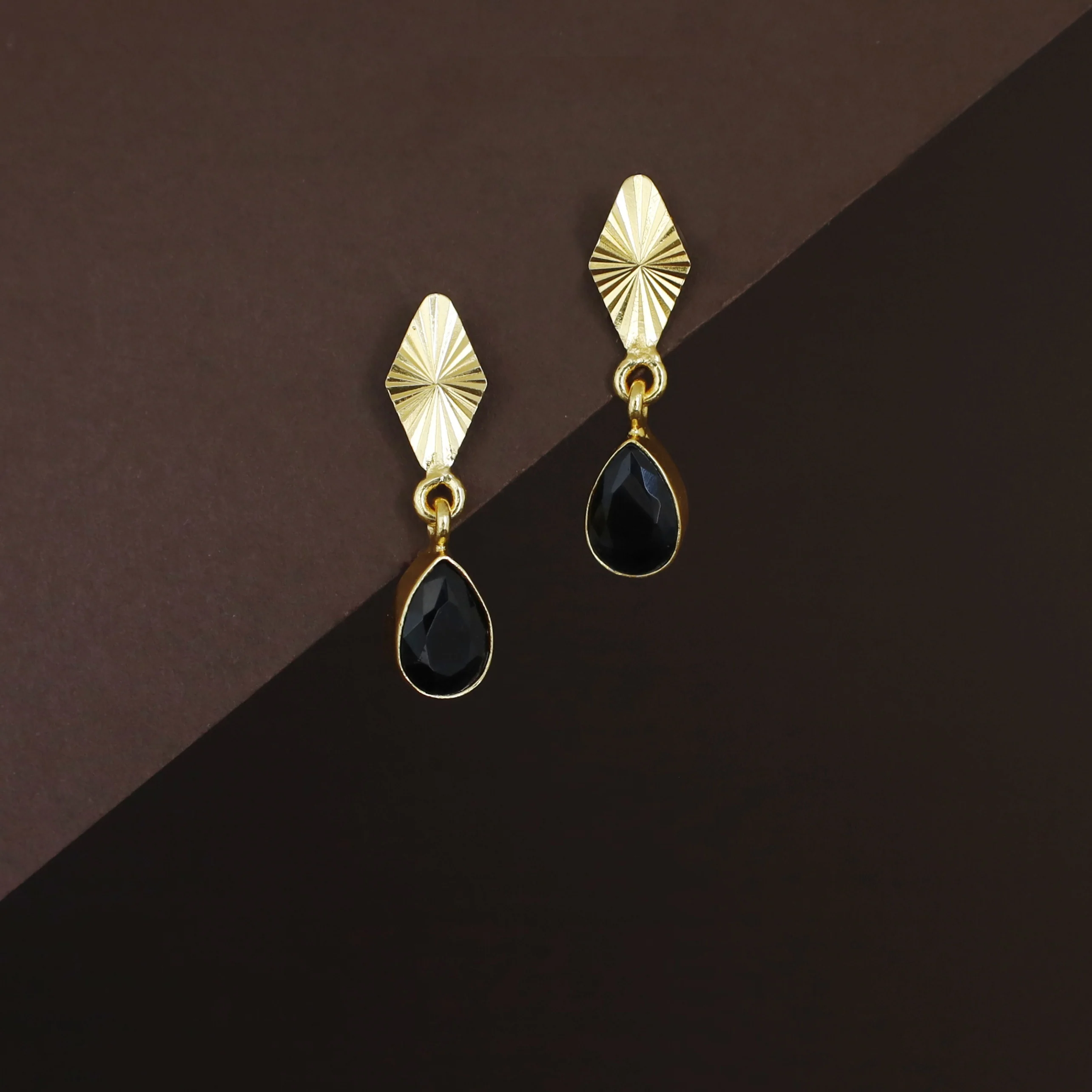 Siana Golden Diamond + Glossy Raindrop Earring - Image 4