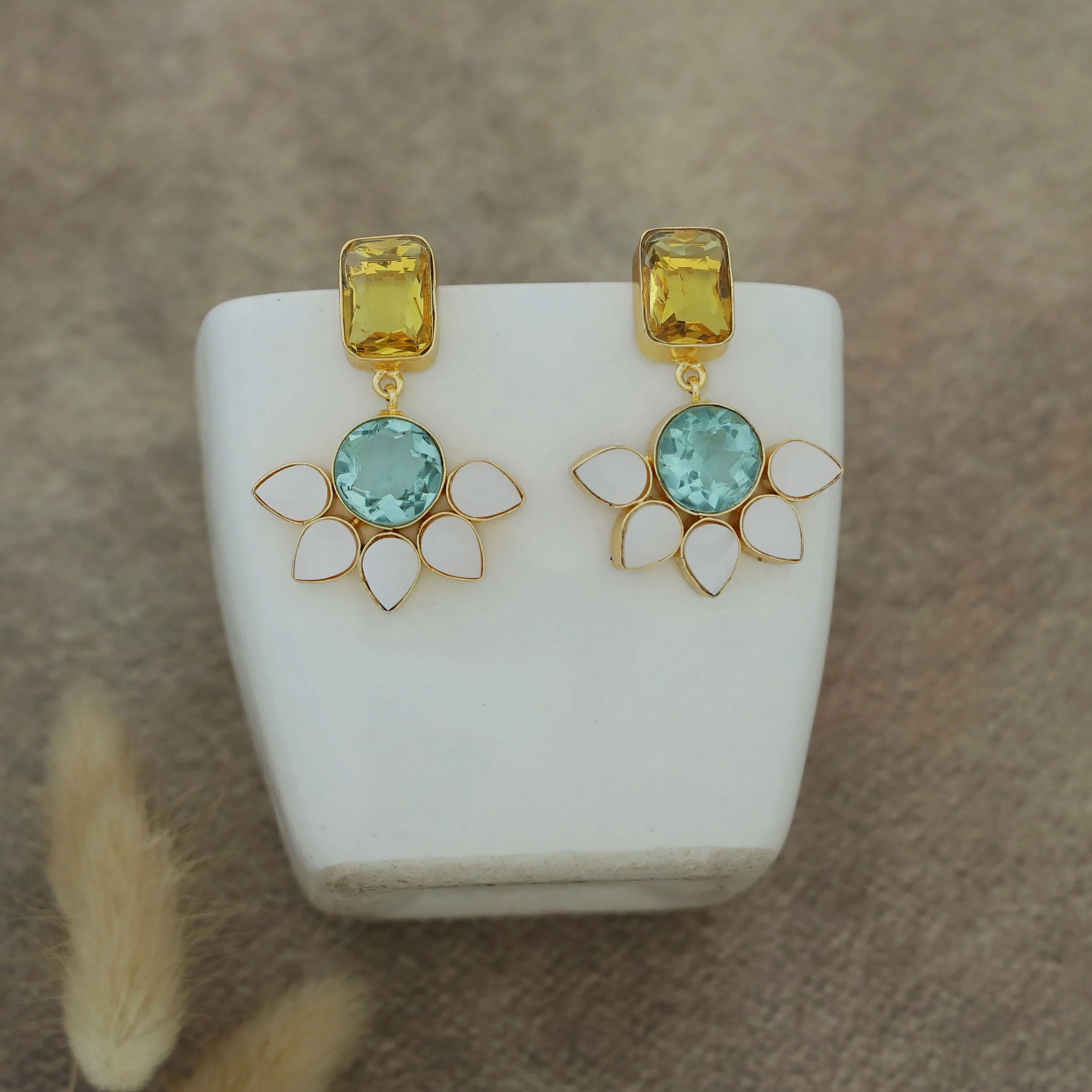 Sidra Glossy Round MOP Flower Earring - Image 7