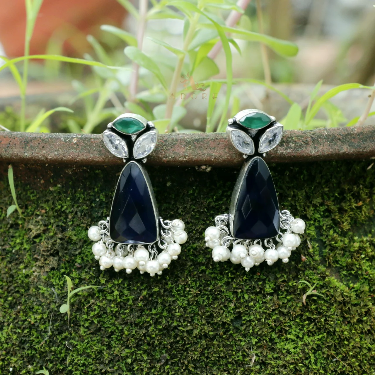 Siera Glossy With Pearl Earring - Image 16