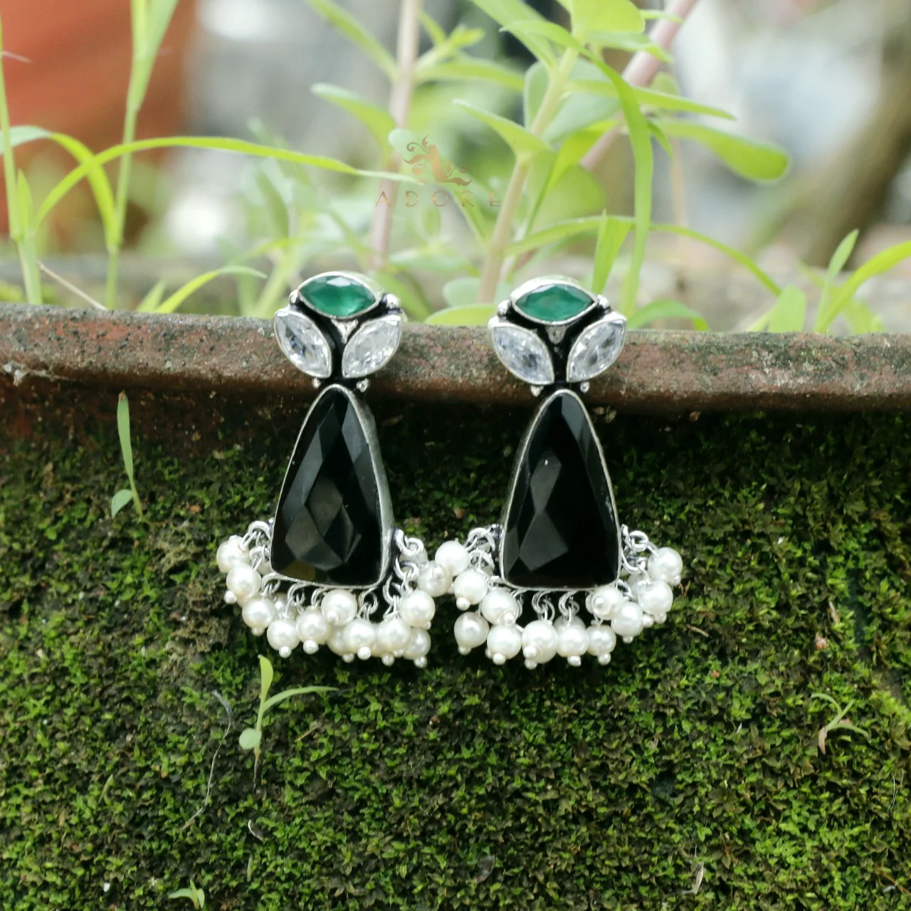 Siera Glossy With Pearl Earring - Image 19