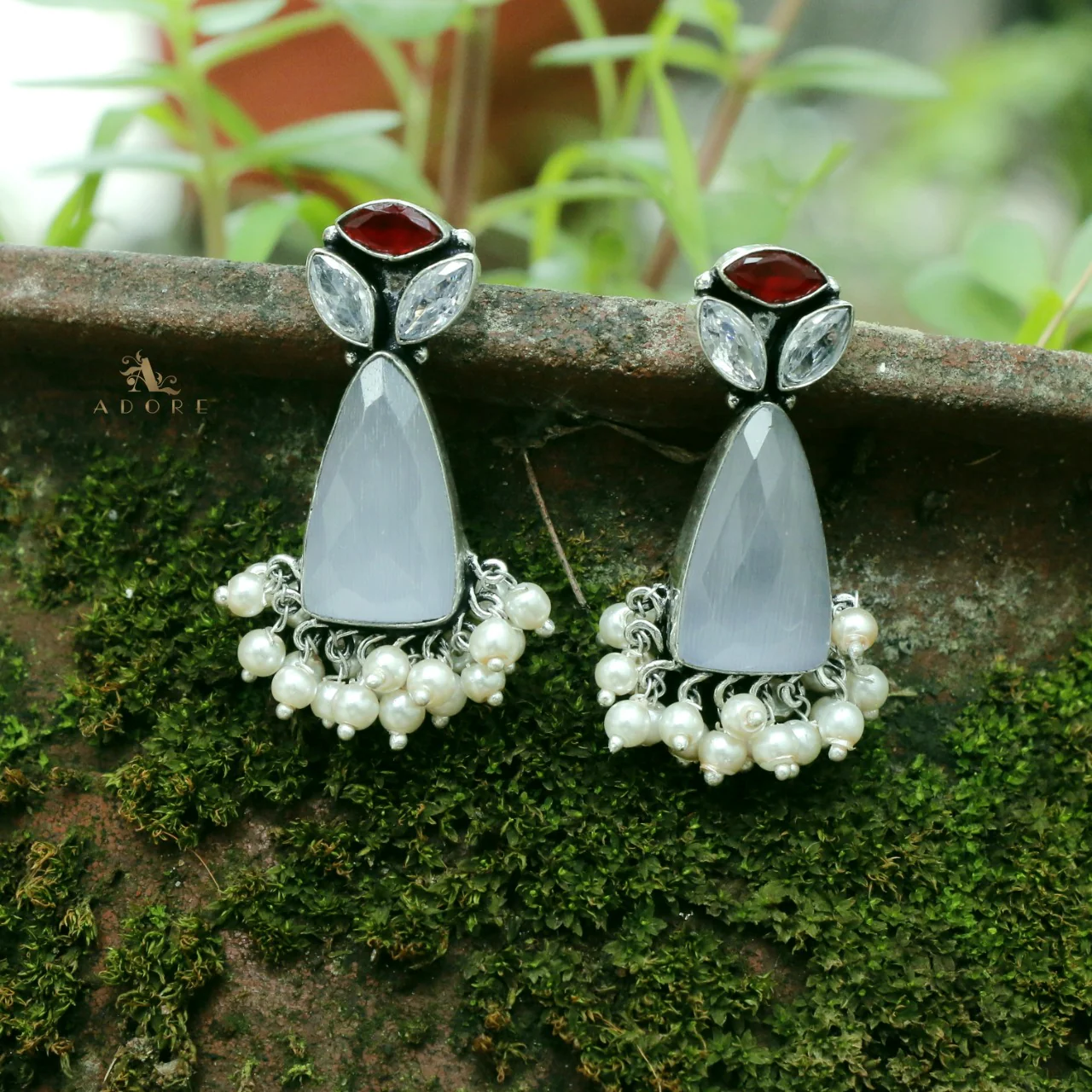 Siera Glossy With Pearl Earring - Image 5