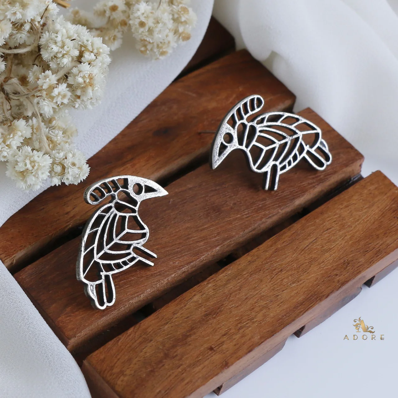 Silver Bird Stud - Image 3