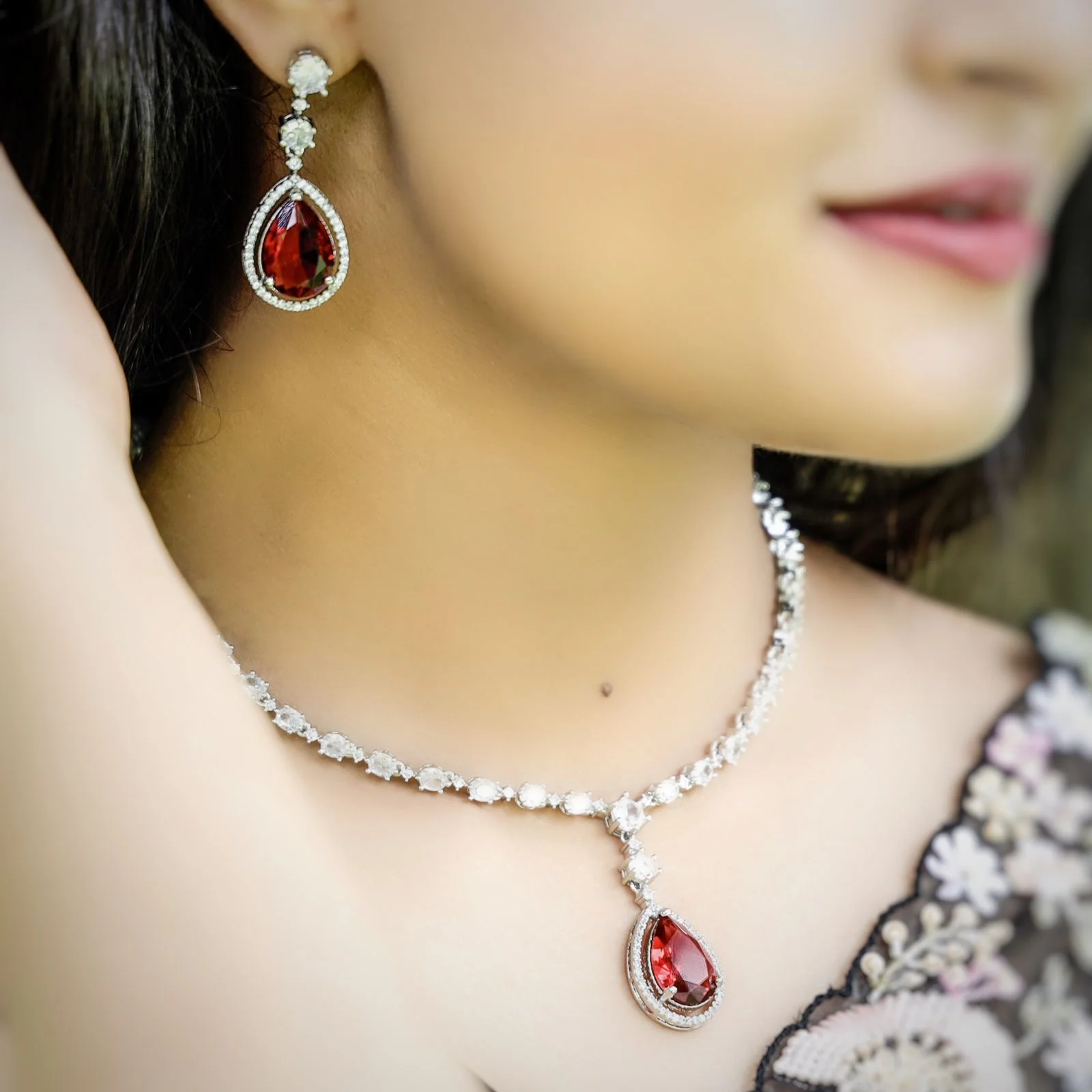 Silver Mirielle AD Glossy Drop Neckpiece With Earring - Image 16