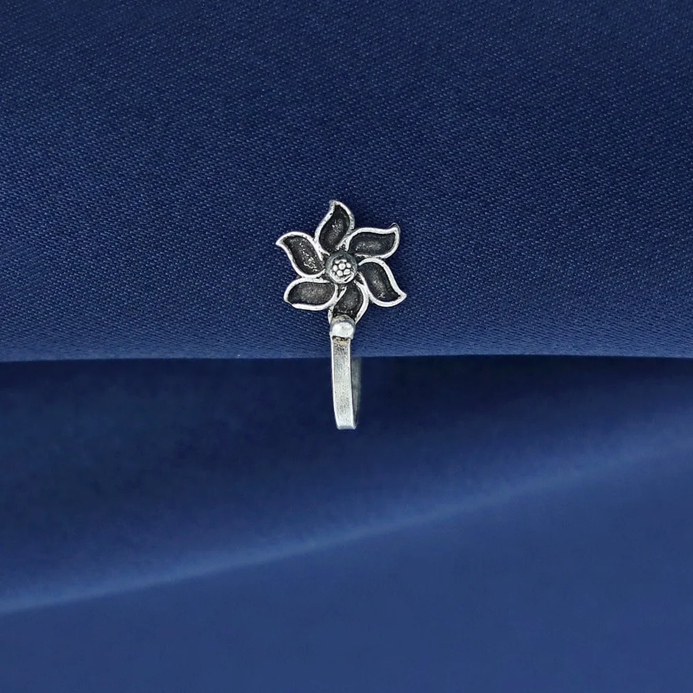 Tanaira Silver Nose Pin - Image 19