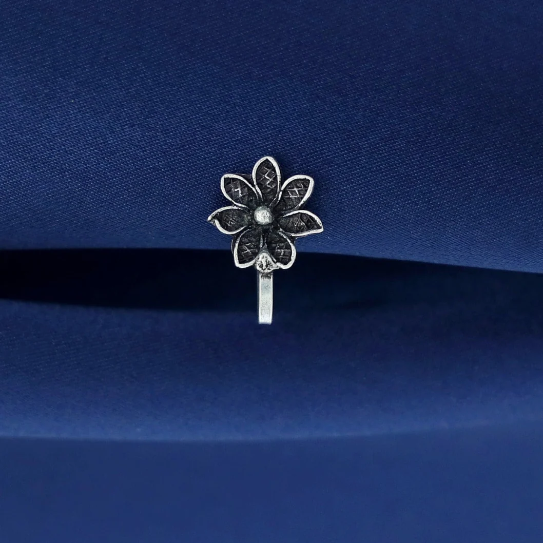 Tanaira Silver Nose Pin - Image 22