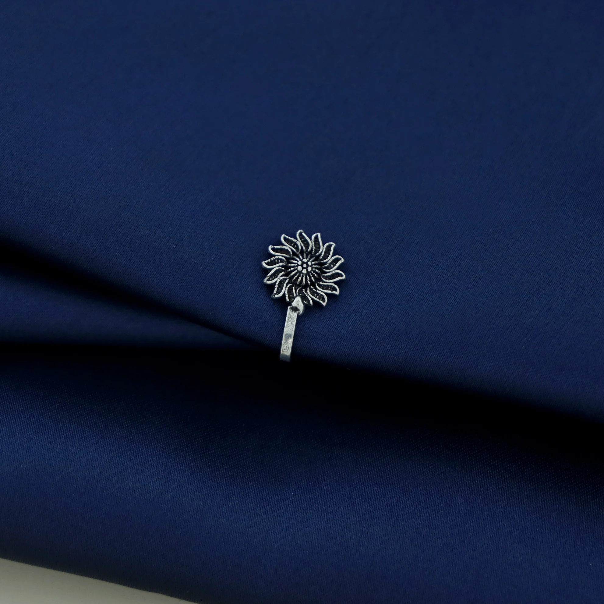 Tanaira Silver Nose Pin - Image 29