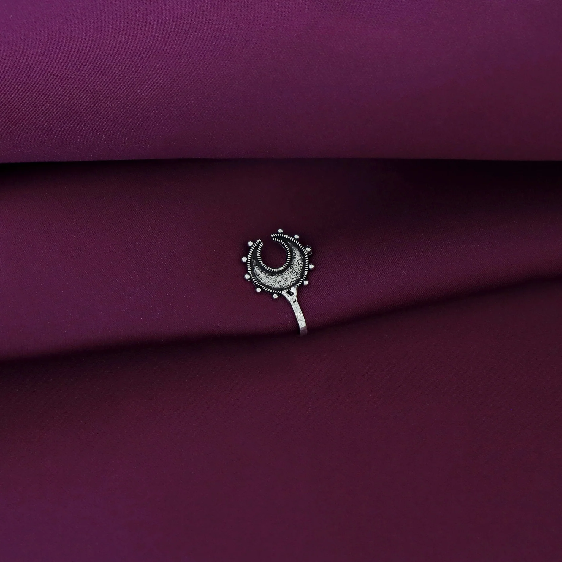 Tanaira Silver Nose Pin - Image 36