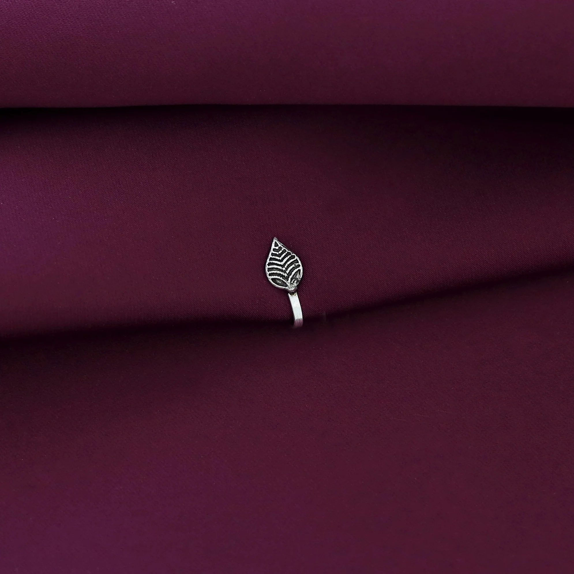 Tanaira Silver Nose Pin - Image 39