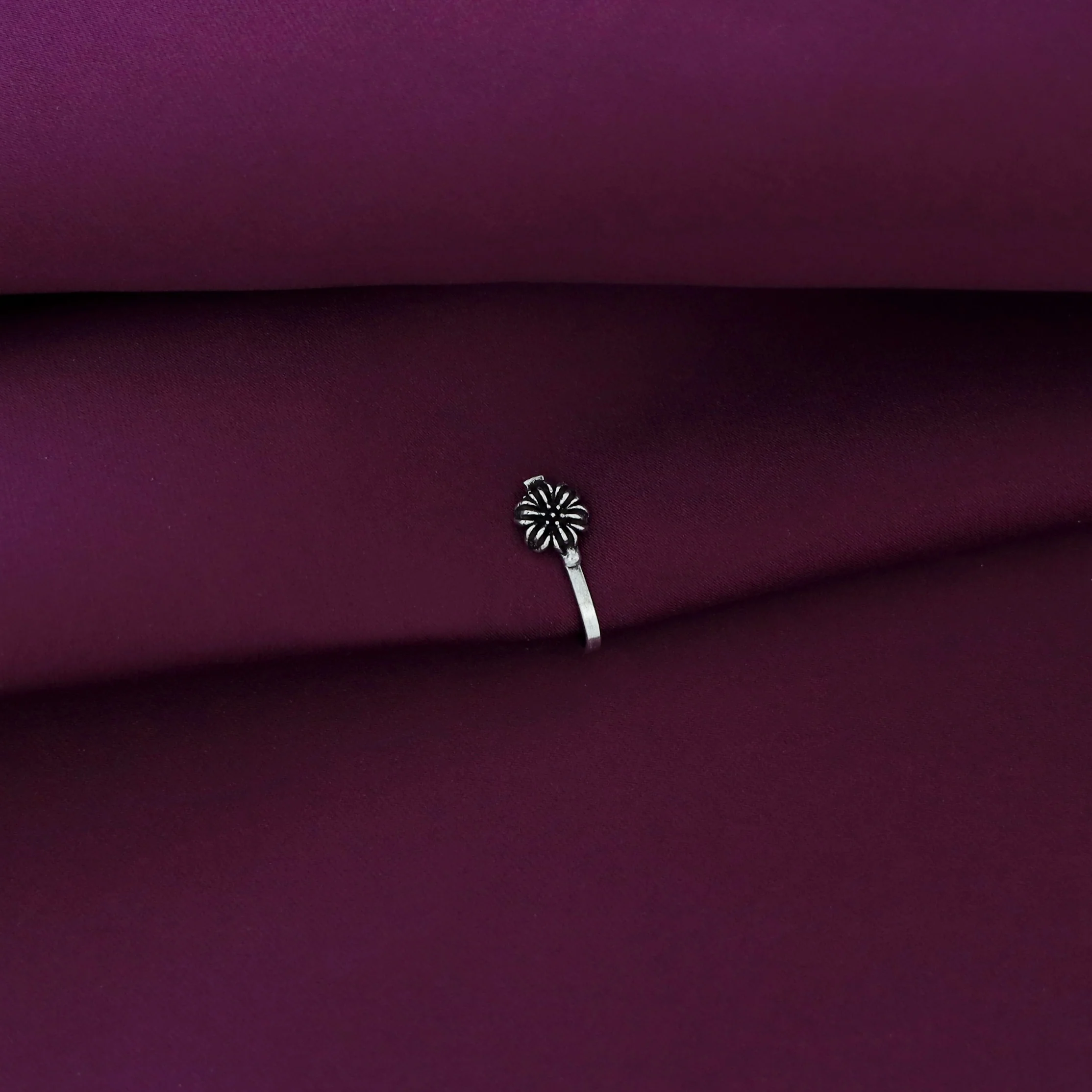 Tanaira Silver Nose Pin - Image 44