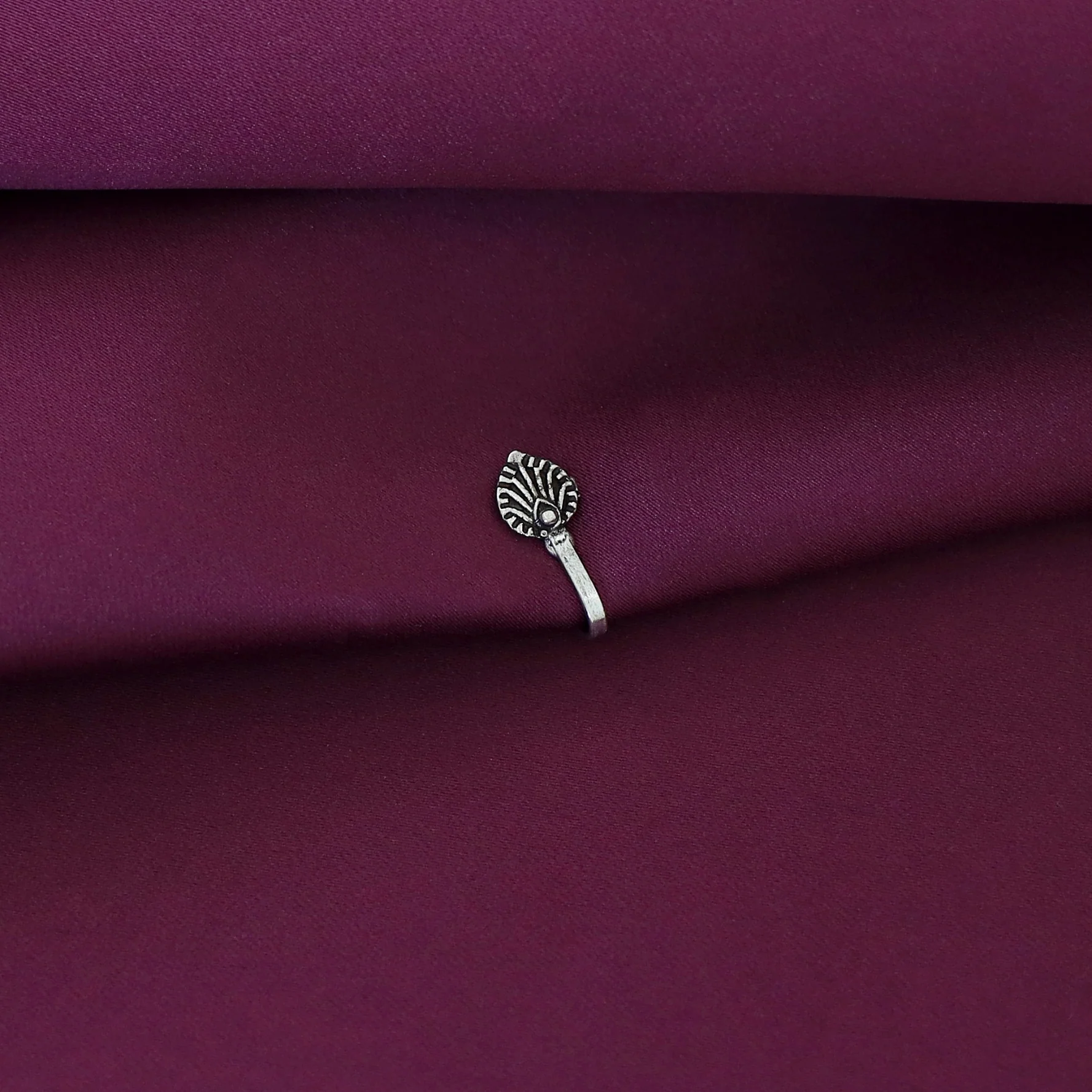Tanaira Silver Nose Pin - Image 47