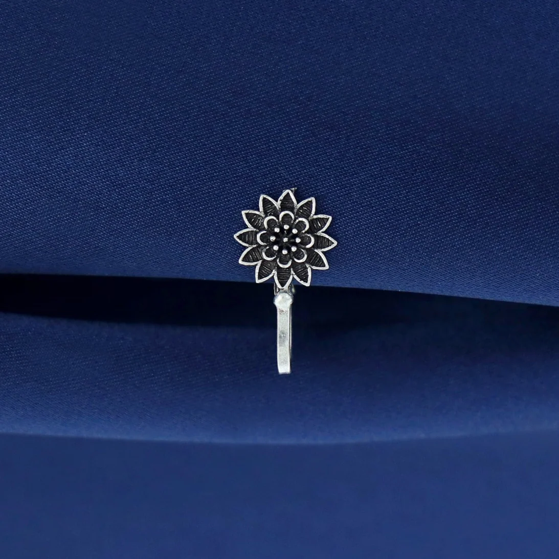 Tanaira Silver Nose Pin - Image 8
