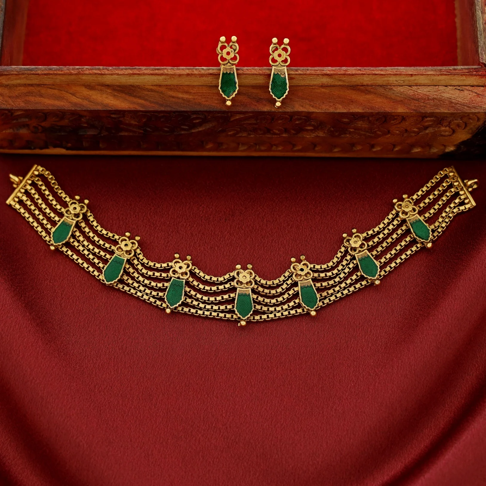 Sita 5 Layer Palakka Choker With Earring - Image 3
