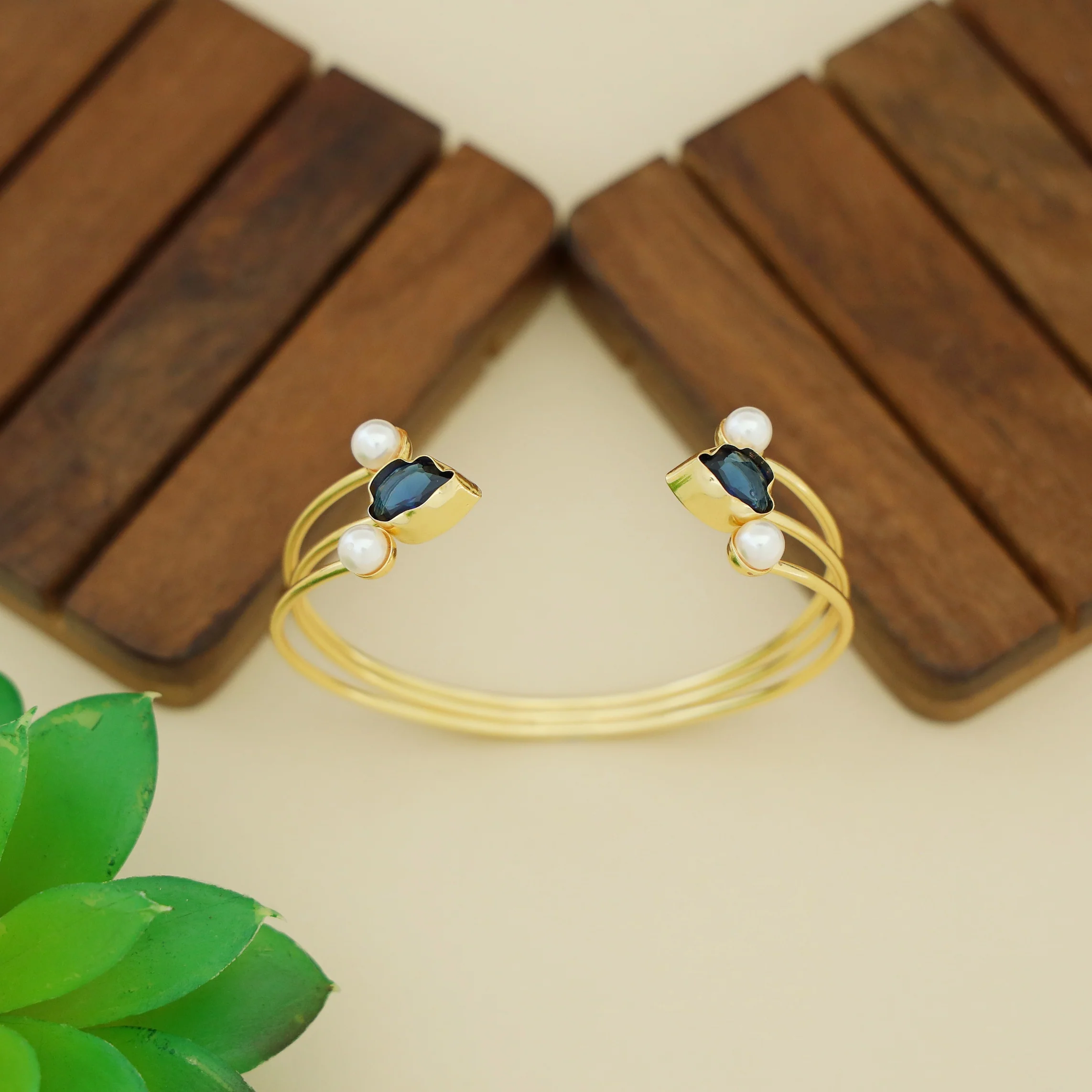 Sivet 3 Layer Dual Pearl Glossy Stone Bangle - Image 5