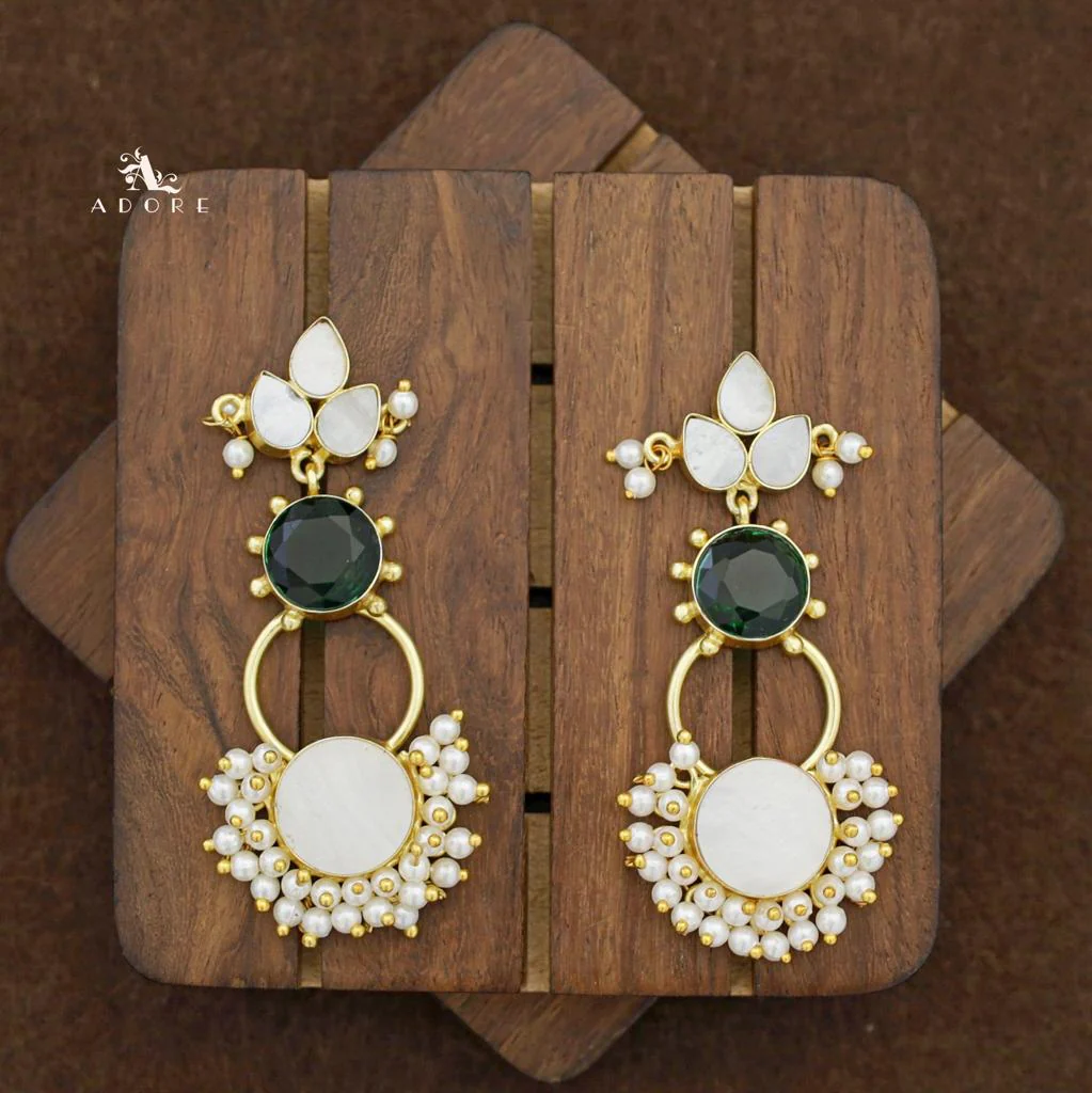 Siya Dotted MOP Cluster Pearl Earring - Image 9