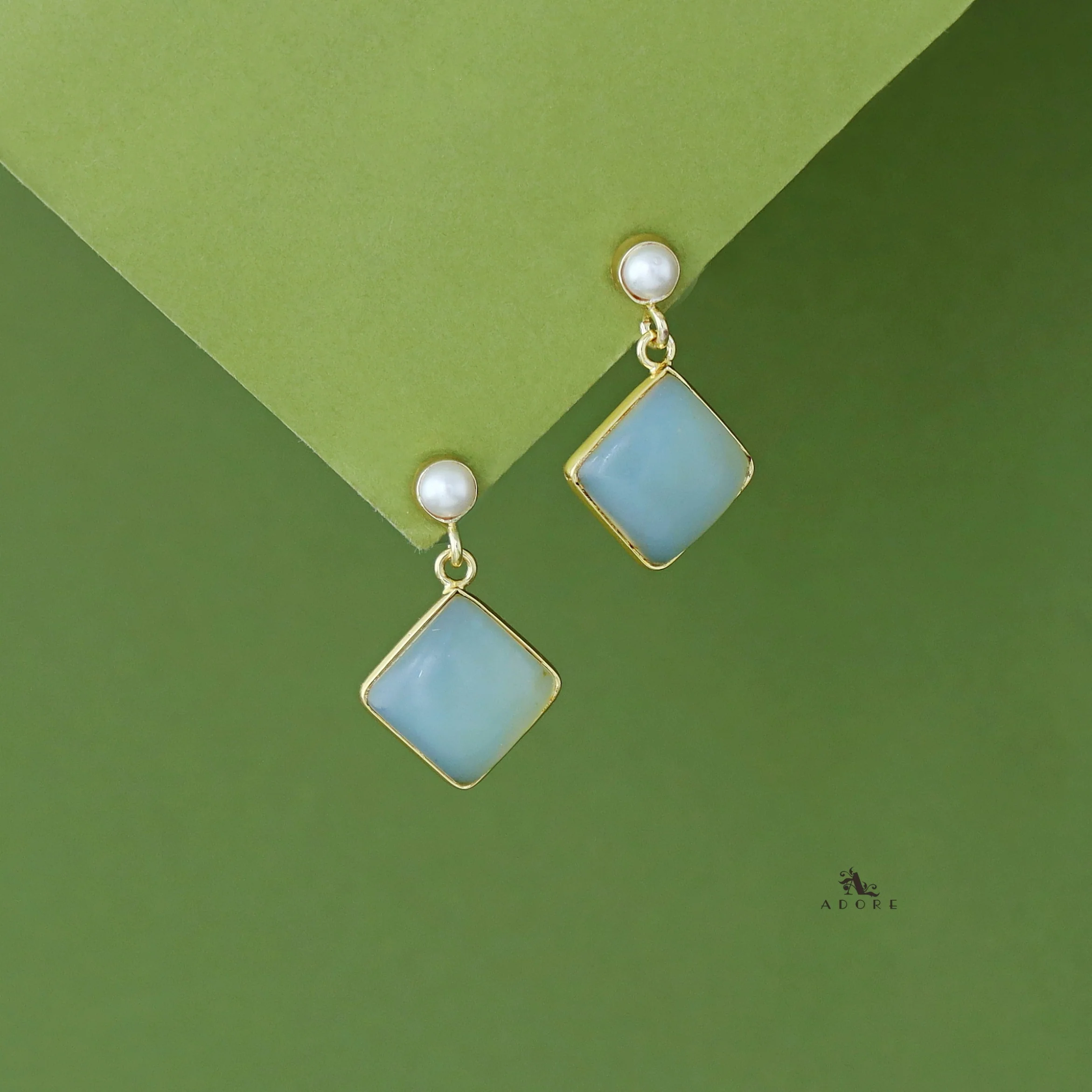 Sonia Golden Pearl Earring - Image 12