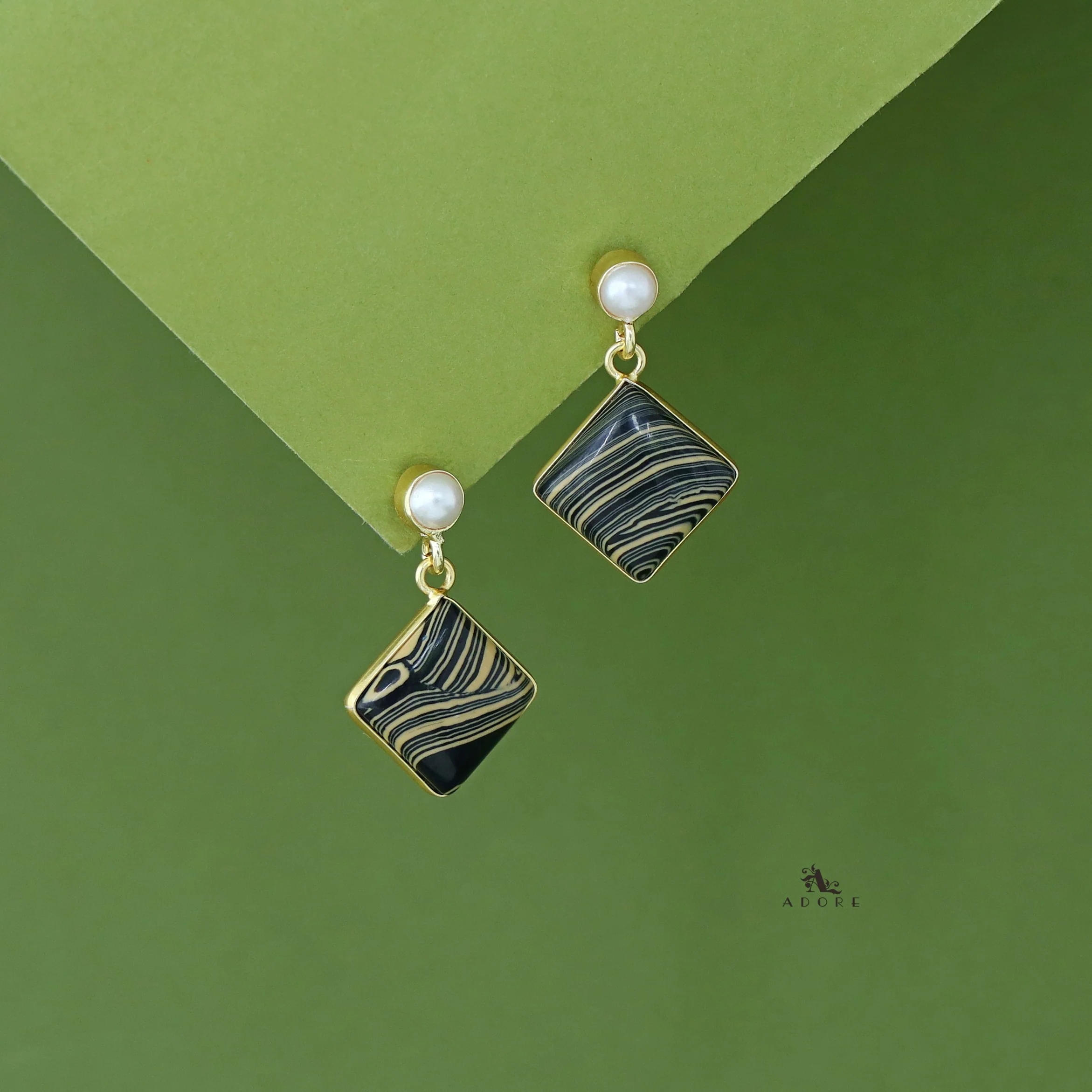 Sonia Golden Pearl Earring - Image 18