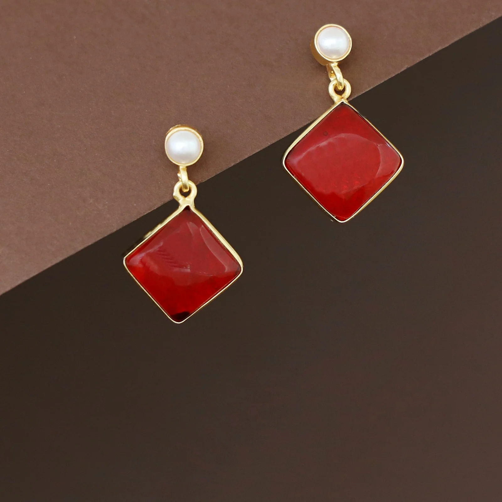 Sonia Golden Pearl Earring - Image 28