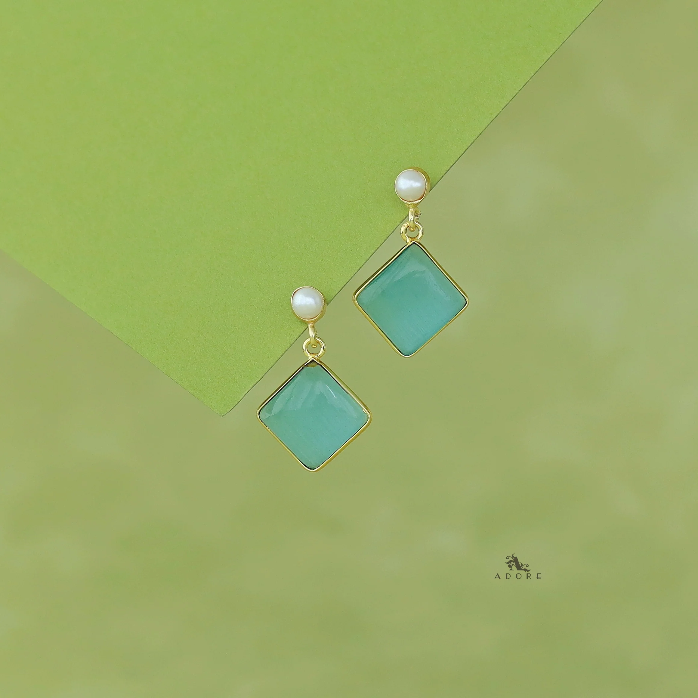 Sonia Golden Pearl Earring - Image 30