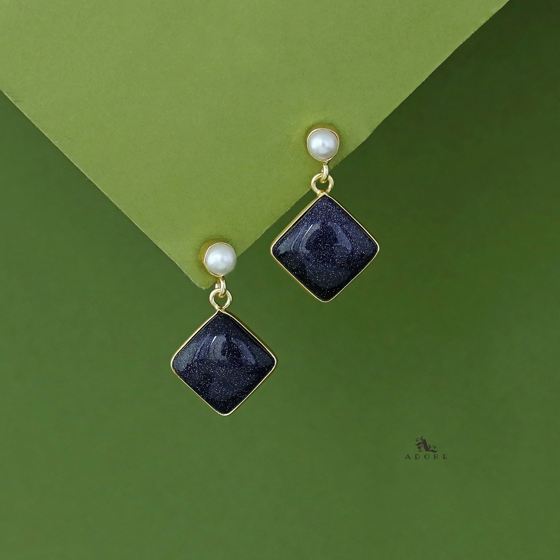 Sonia Golden Pearl Earring - Image 5