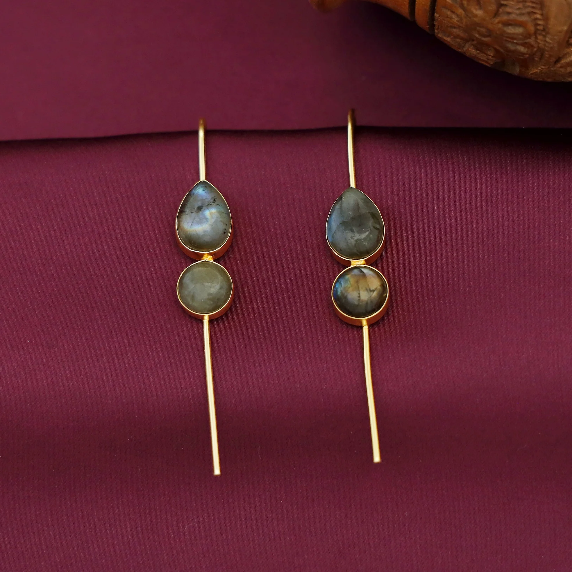 Sravya Golden Drop Circle Natural Stone Ear-Cuff - Image 5