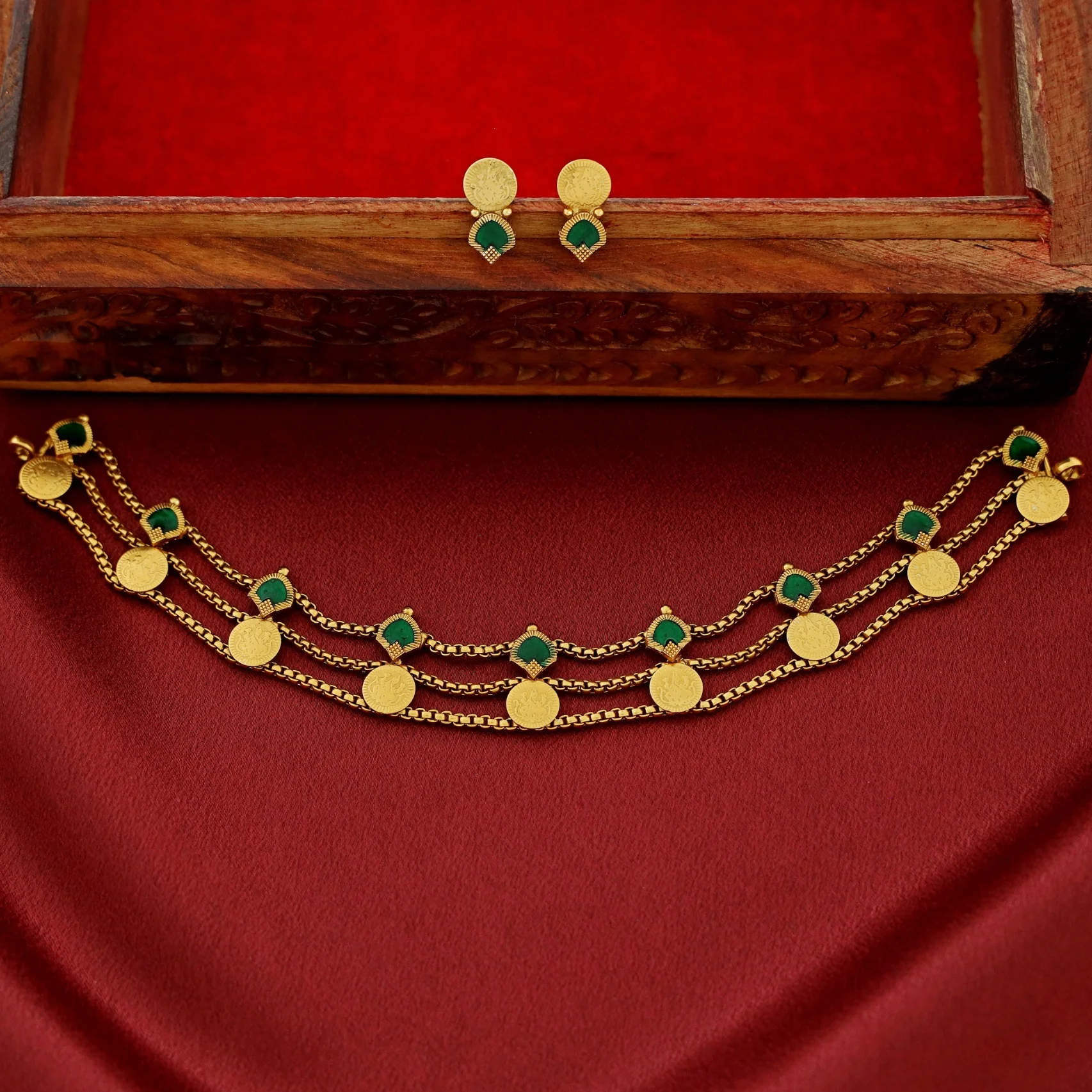 Sree Devi 3 Layer Kashi Palakka Choker With Stud - Image 3