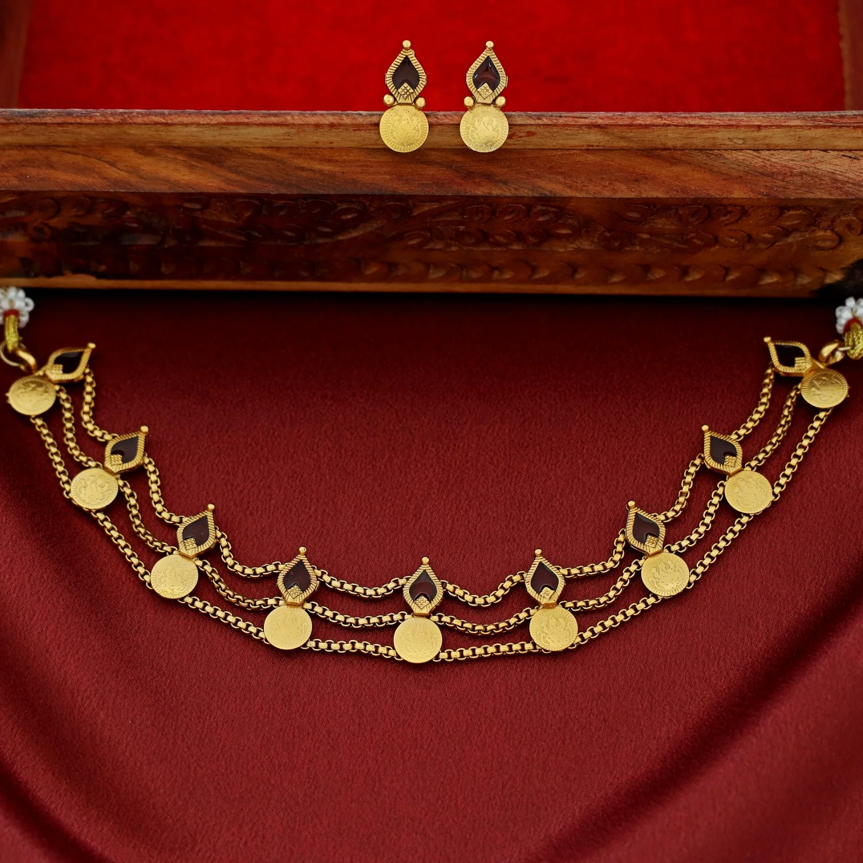 Sree Lakshmi 3 Layer Kashi Palakka Choker With Stud - Image 4