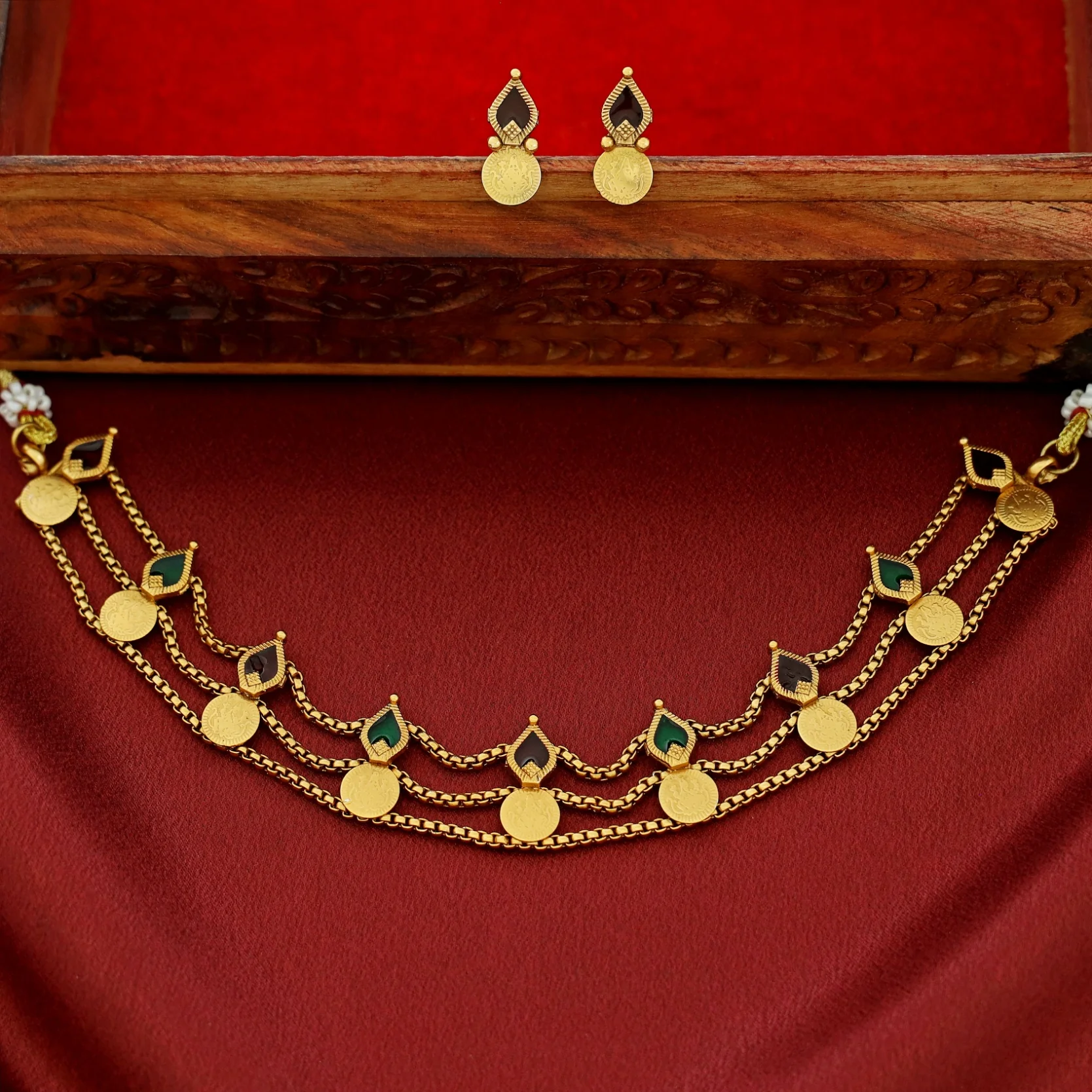 Sree Lakshmi 3 Layer Kashi Palakka Choker With Stud - Image 5
