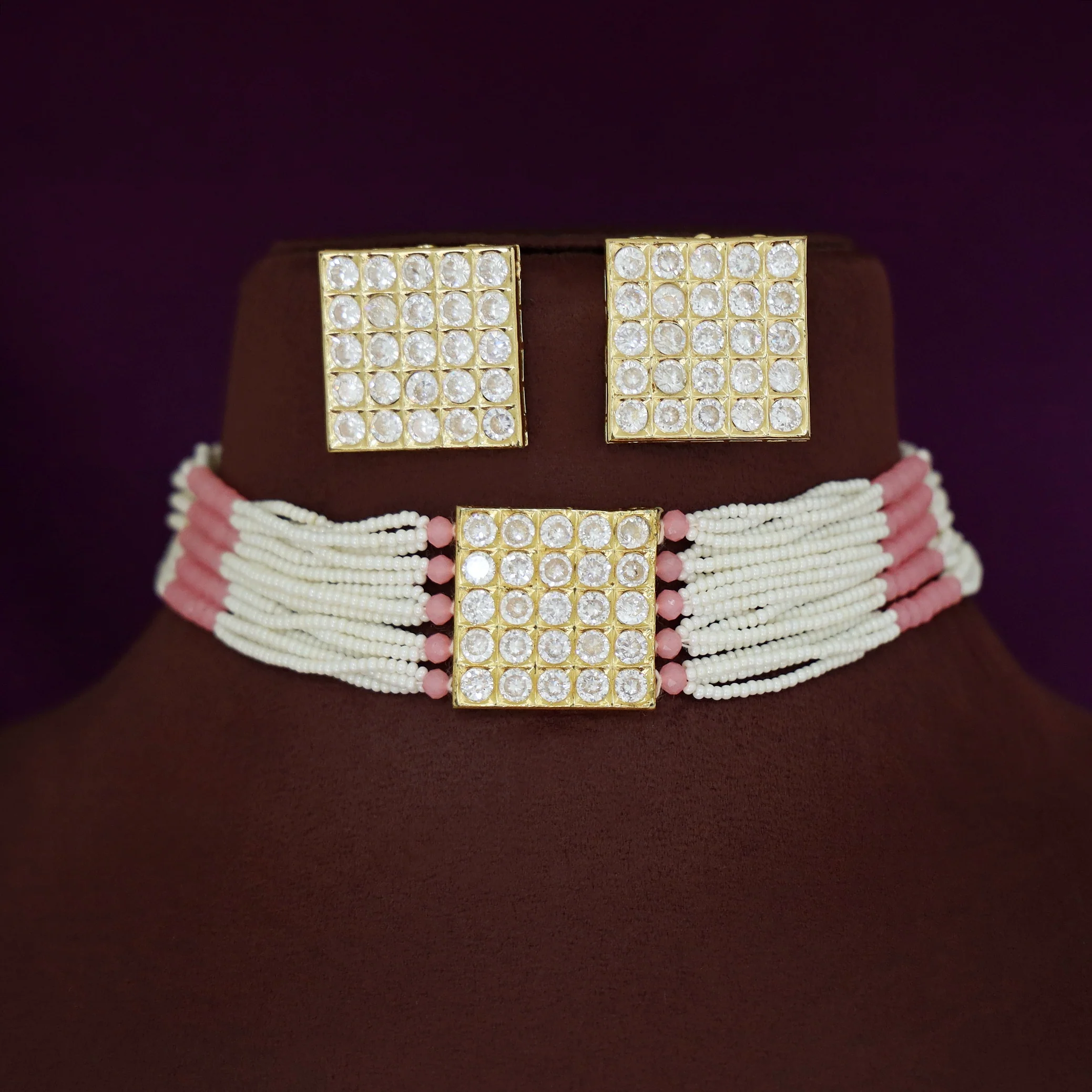 Sreebala Choker With Square Stud - Image 11